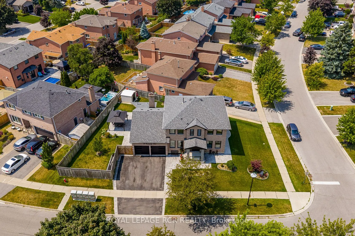 44 Fountainbridge Drive