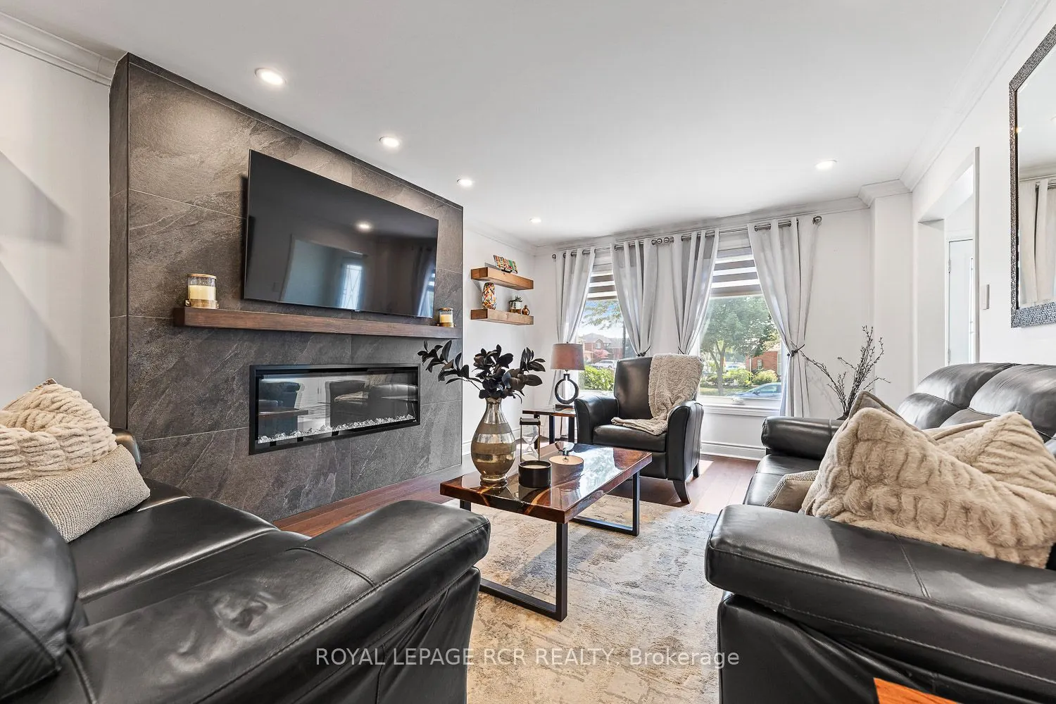 44 Fountainbridge Drive