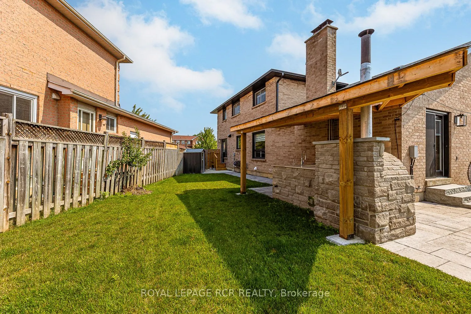 44 Fountainbridge Drive