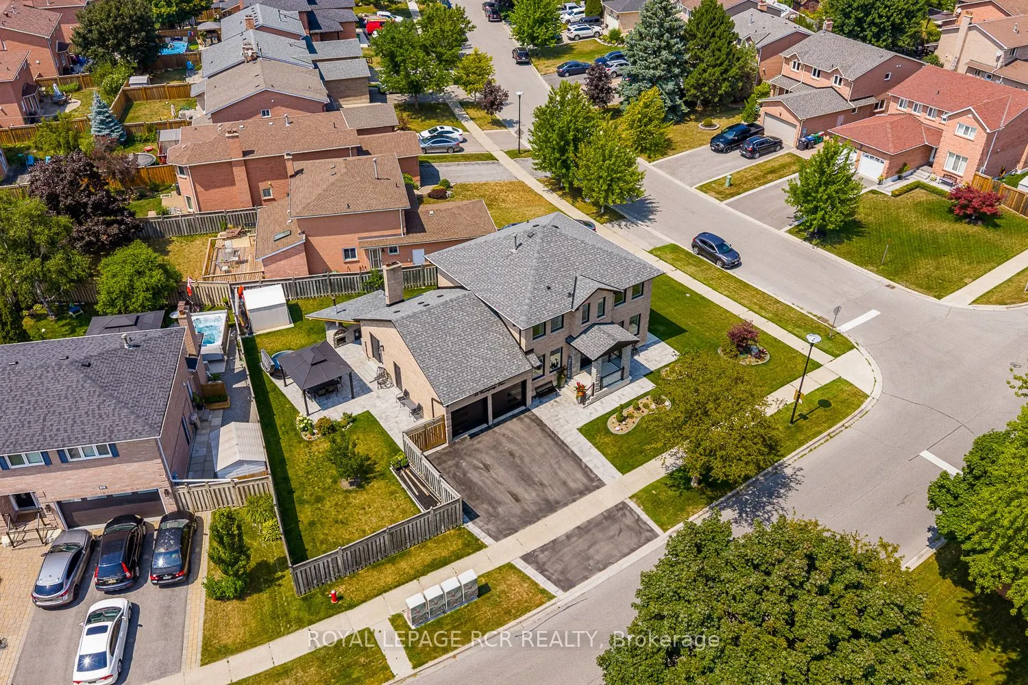 44 Fountainbridge Drive