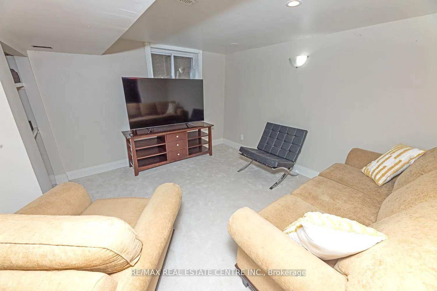 17257 Old Main Street