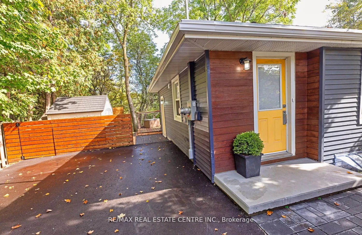 17257 Old Main Street