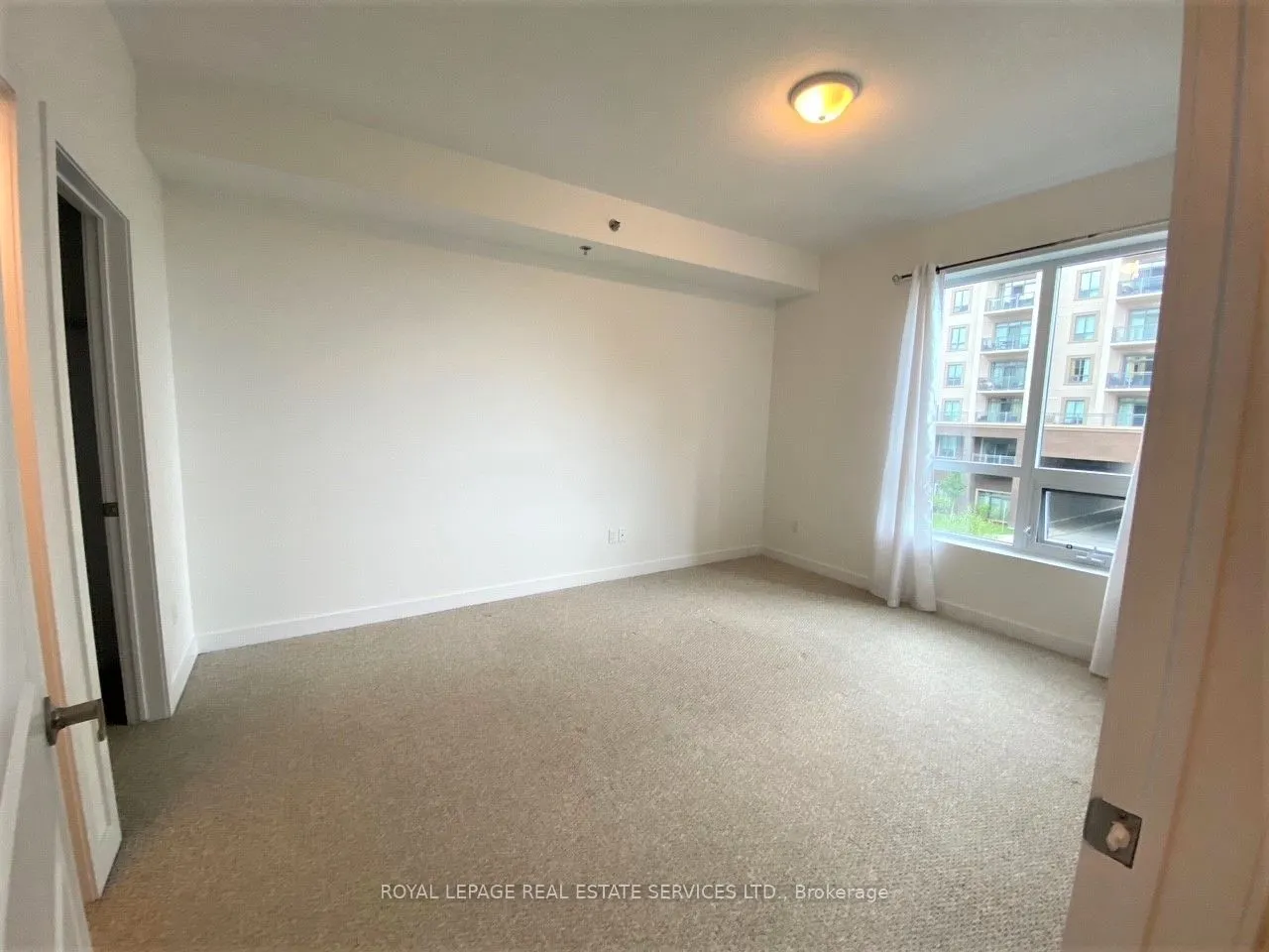 2490 Old Bronte Road, #303