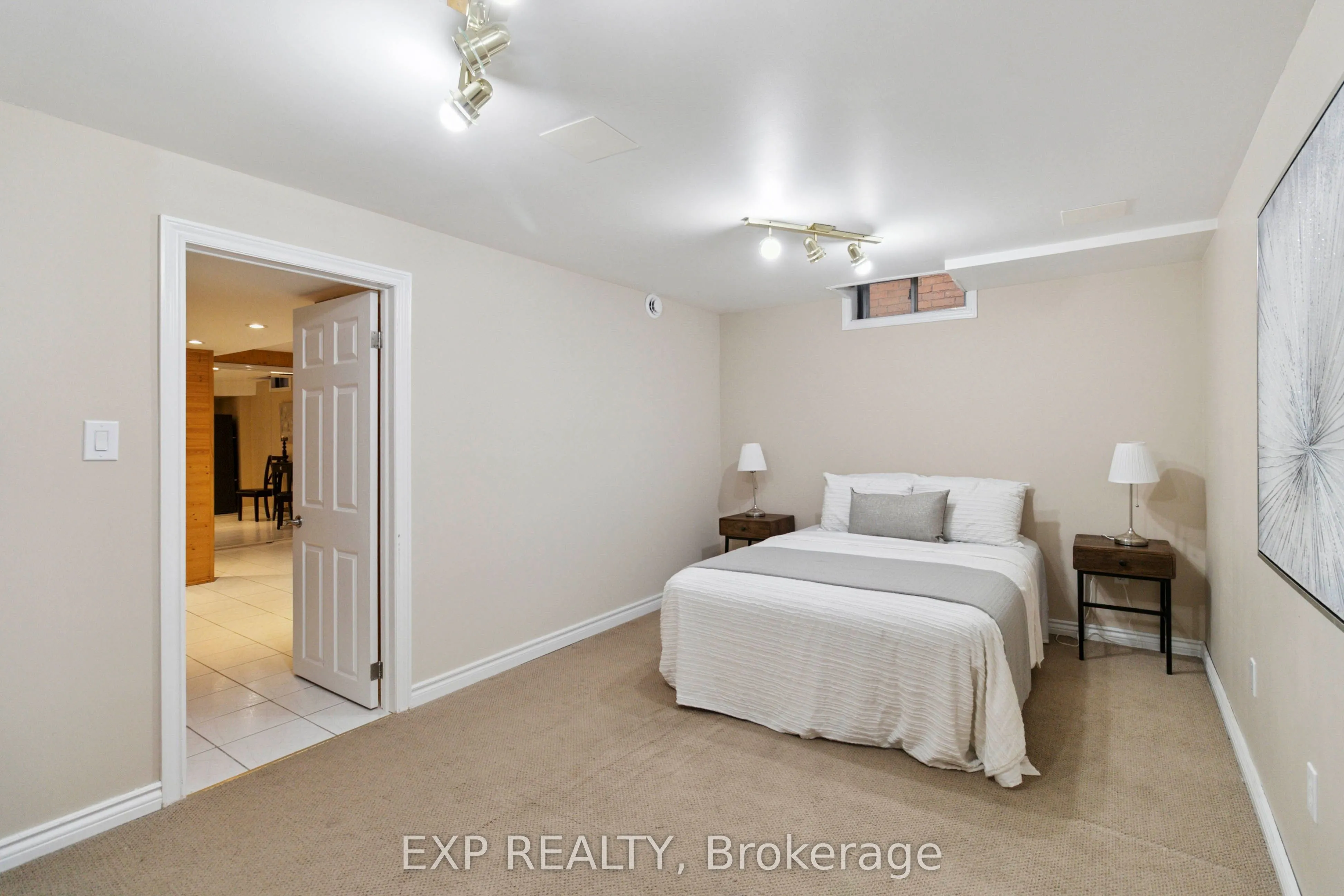 2239 Shipwright Road