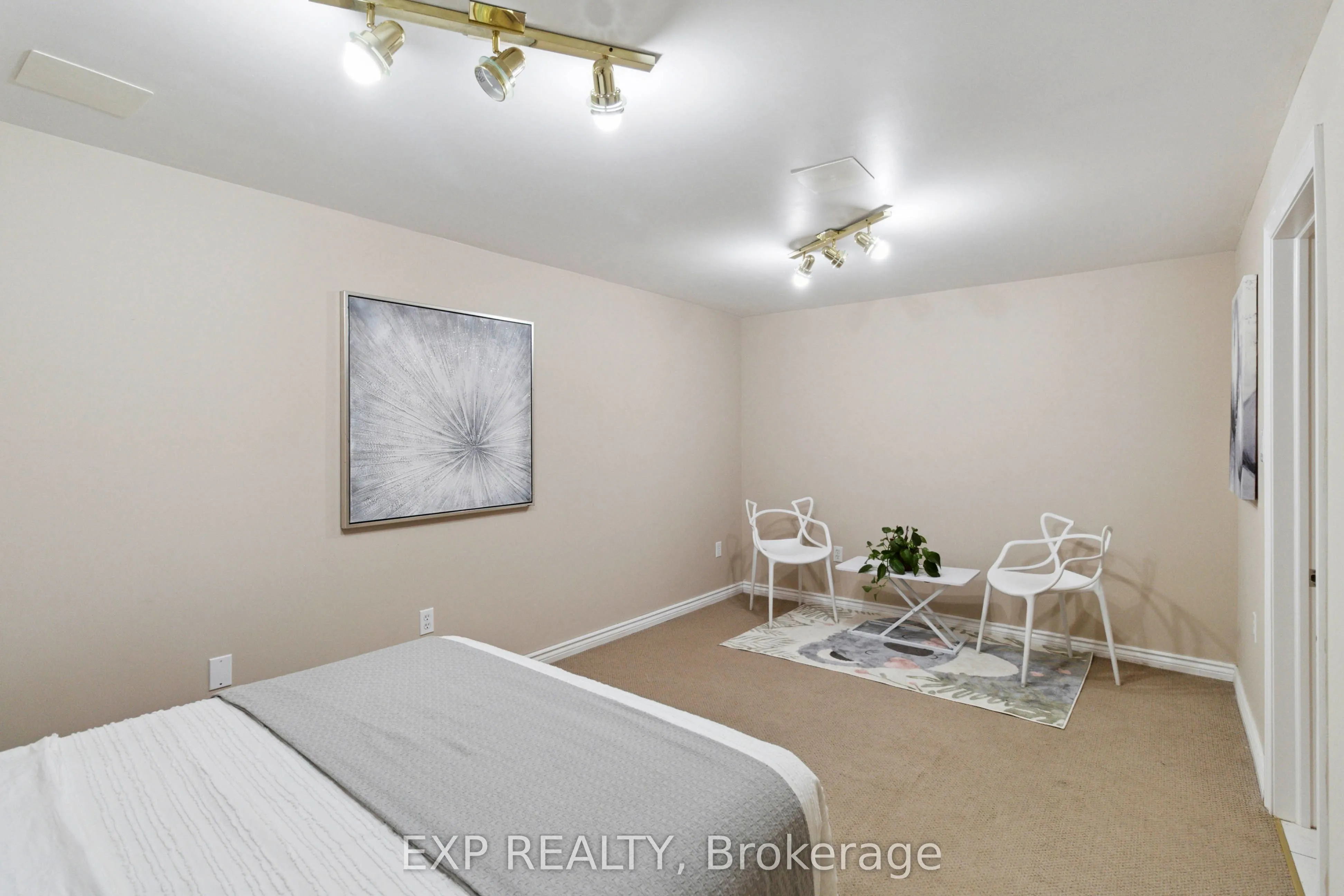 2239 Shipwright Road