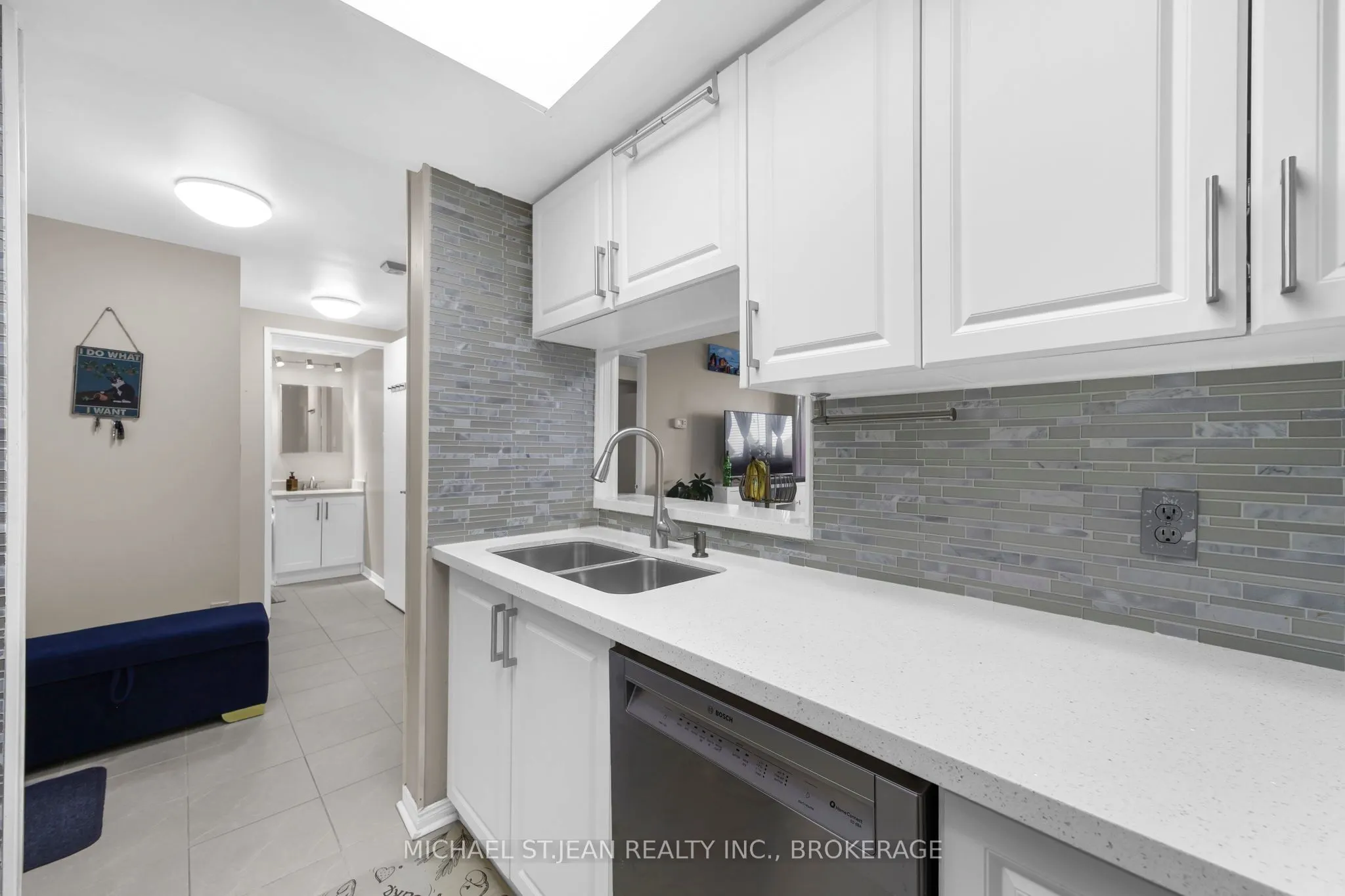 8351 McLaughlin Road S, #403