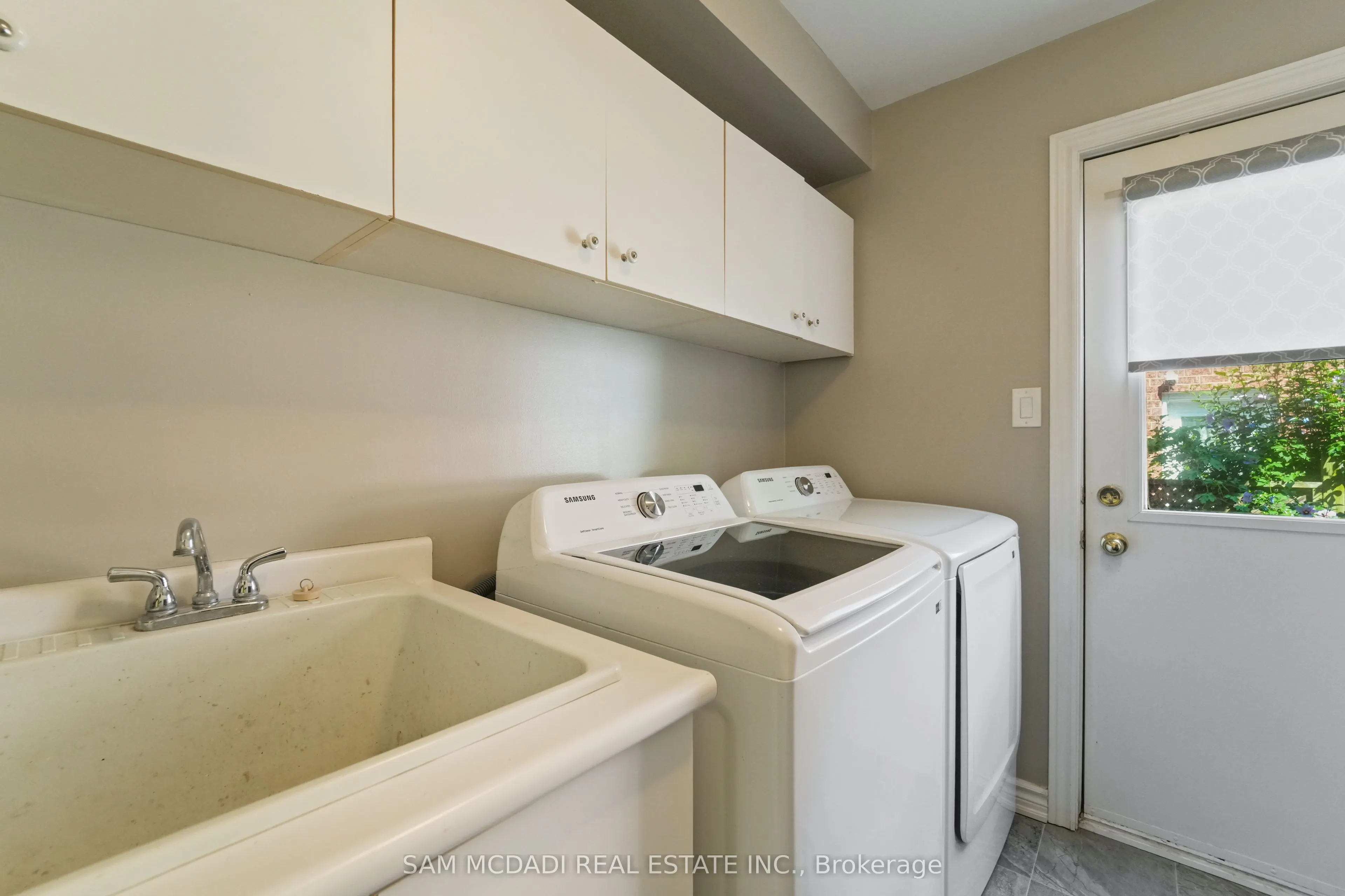 1139 Gable Drive