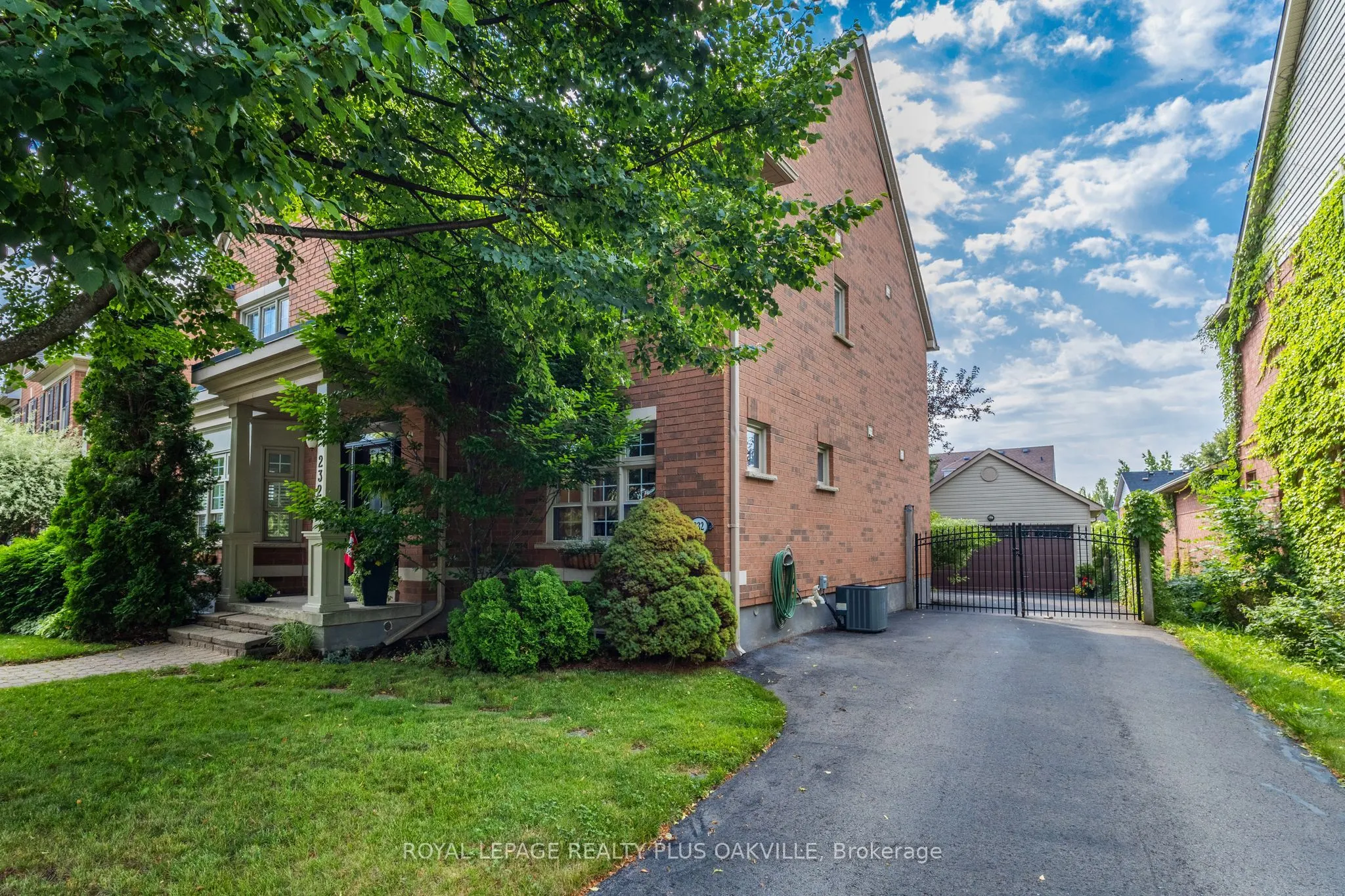 232 Lexington Road