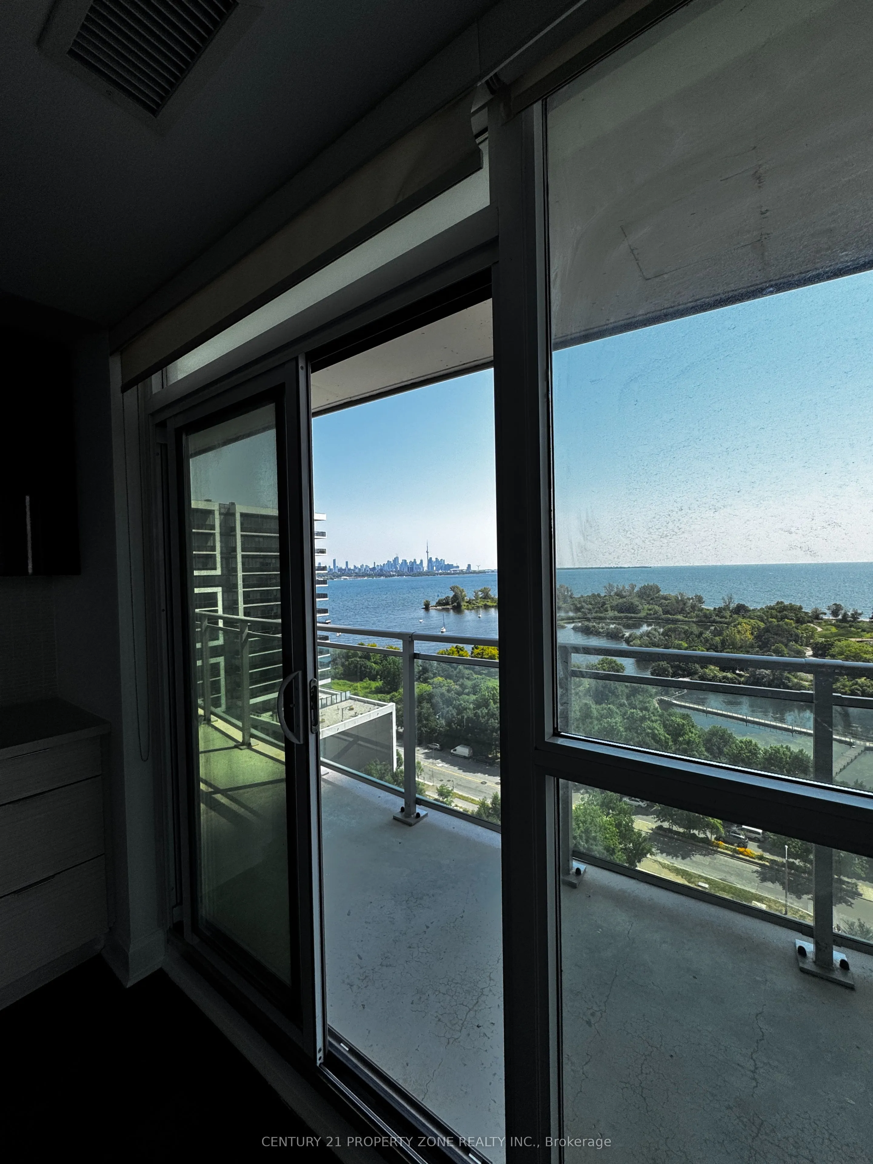 33 Shore Breeze Drive, #1310