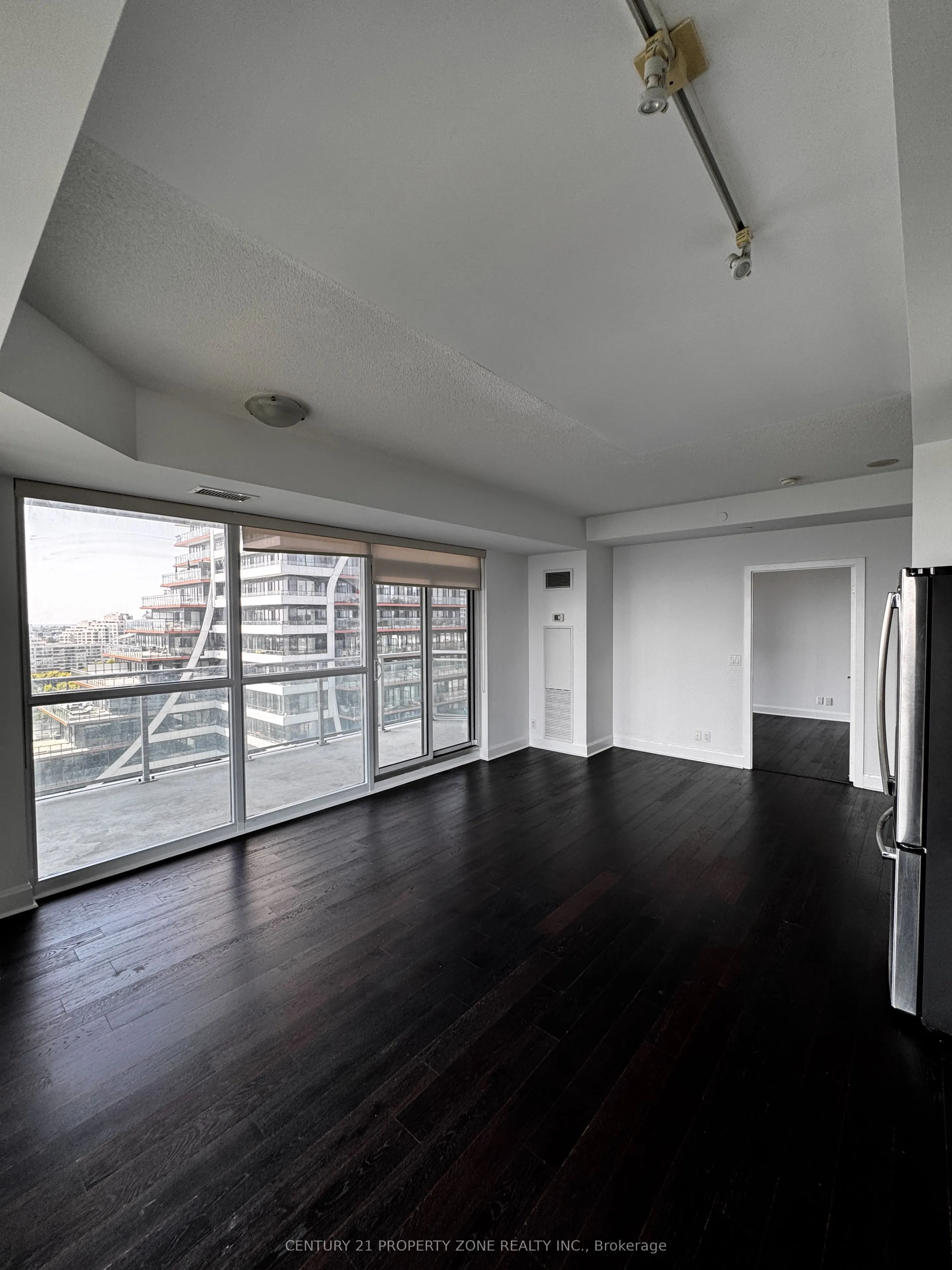 33 Shore Breeze Drive, #1310