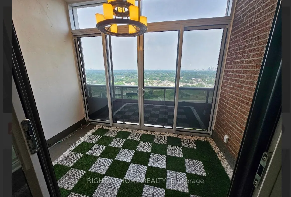 627 The West Mall, #2001