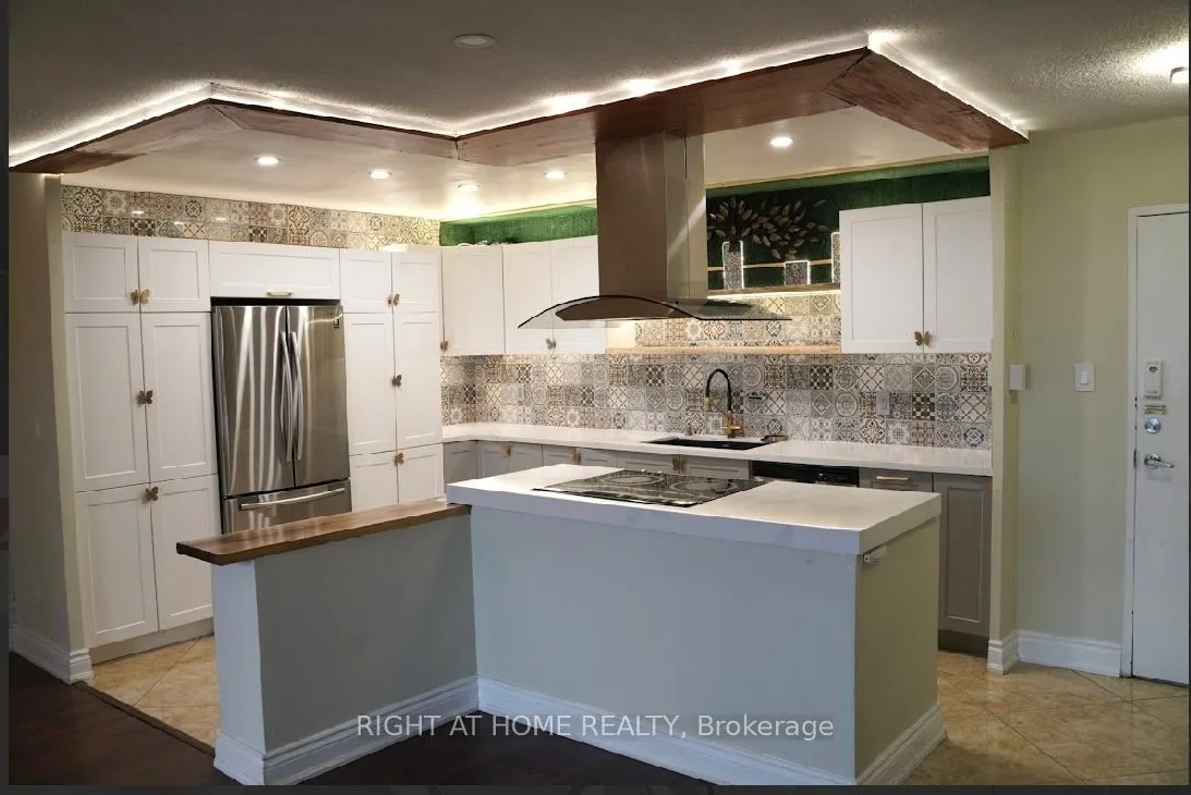 627 The West Mall, #2001