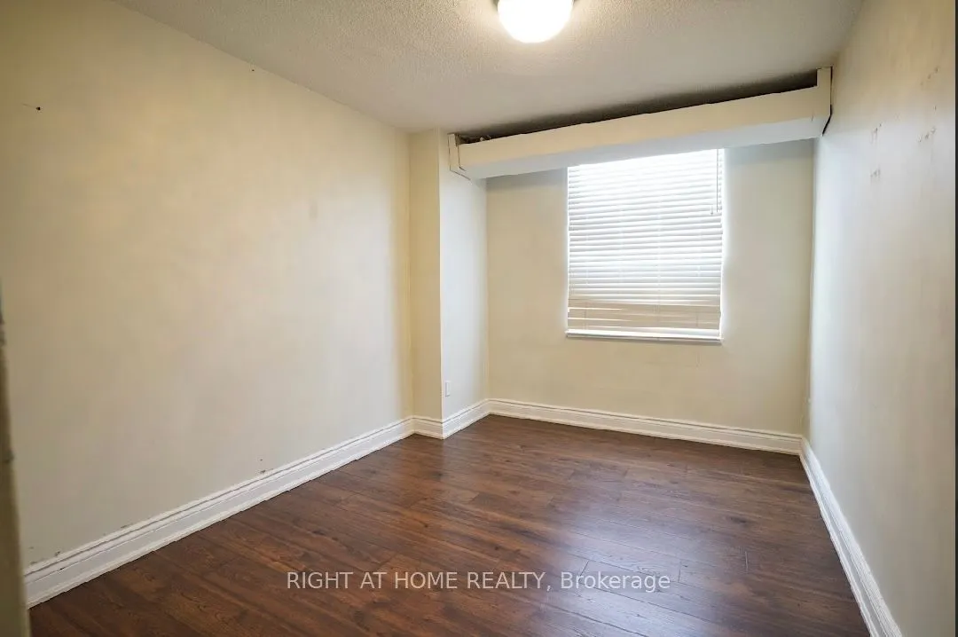 627 The West Mall, #2001