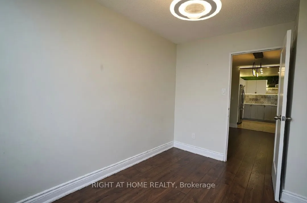 627 The West Mall, #2001