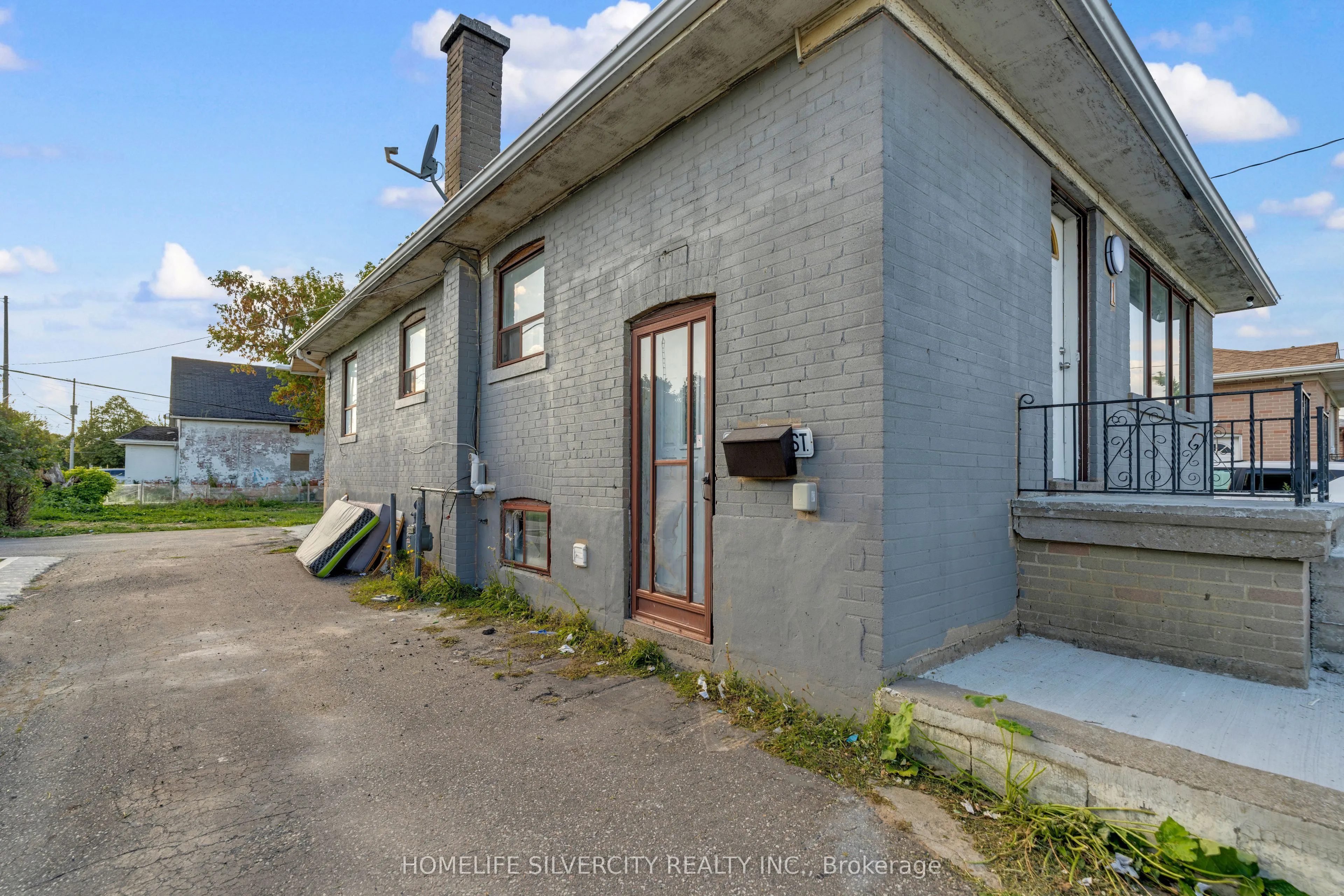 1 Studley Street
