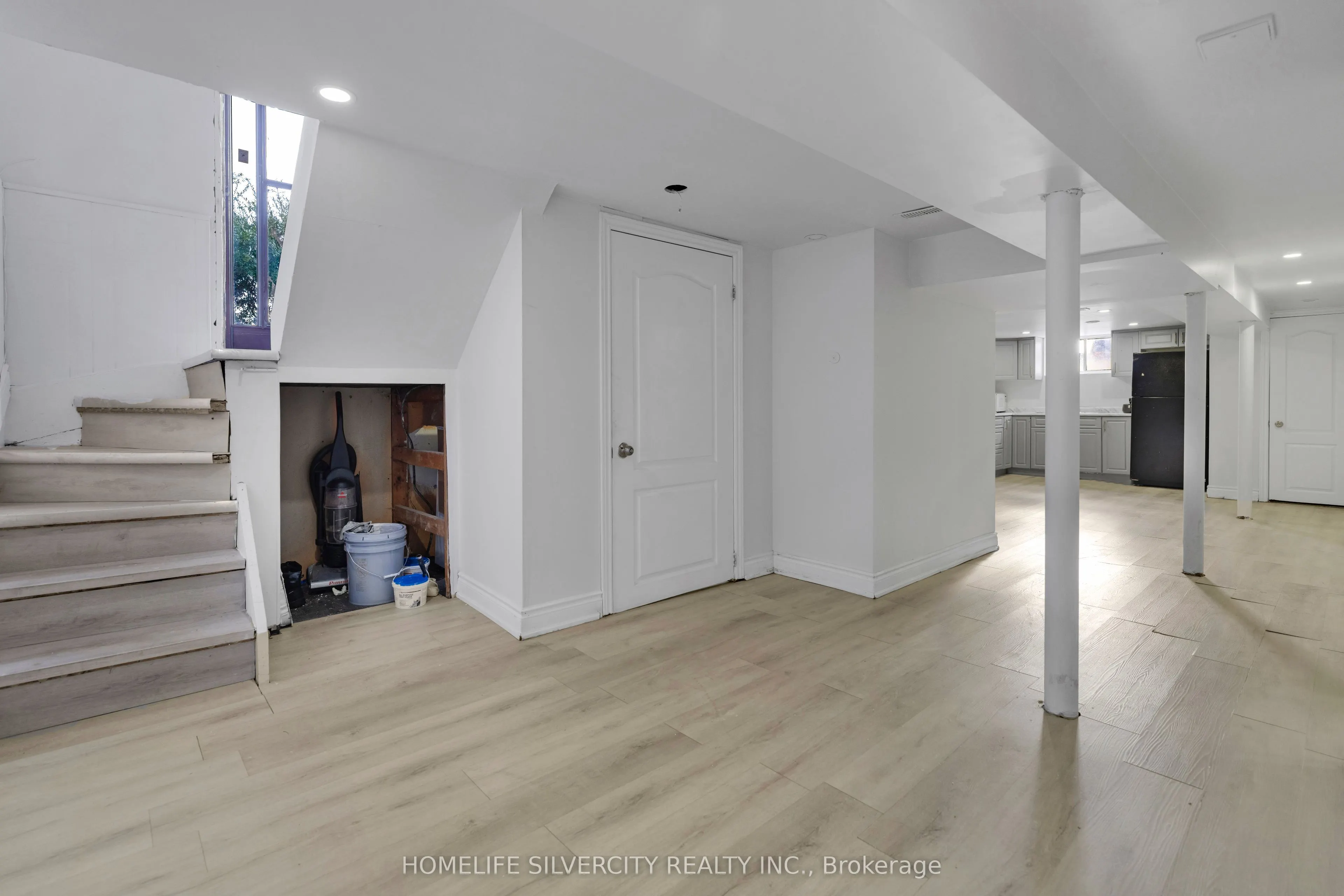 1 Studley Street