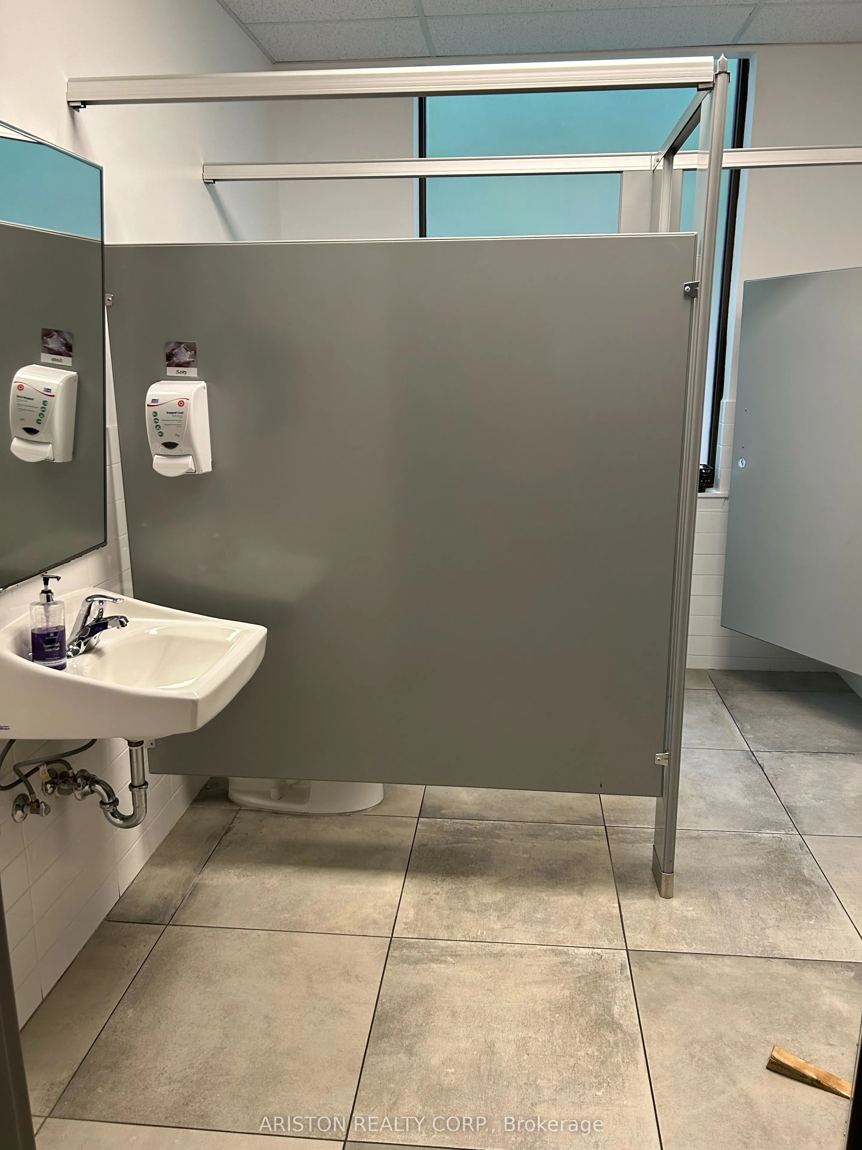 2489 Bloor Street W, #2nd Floor