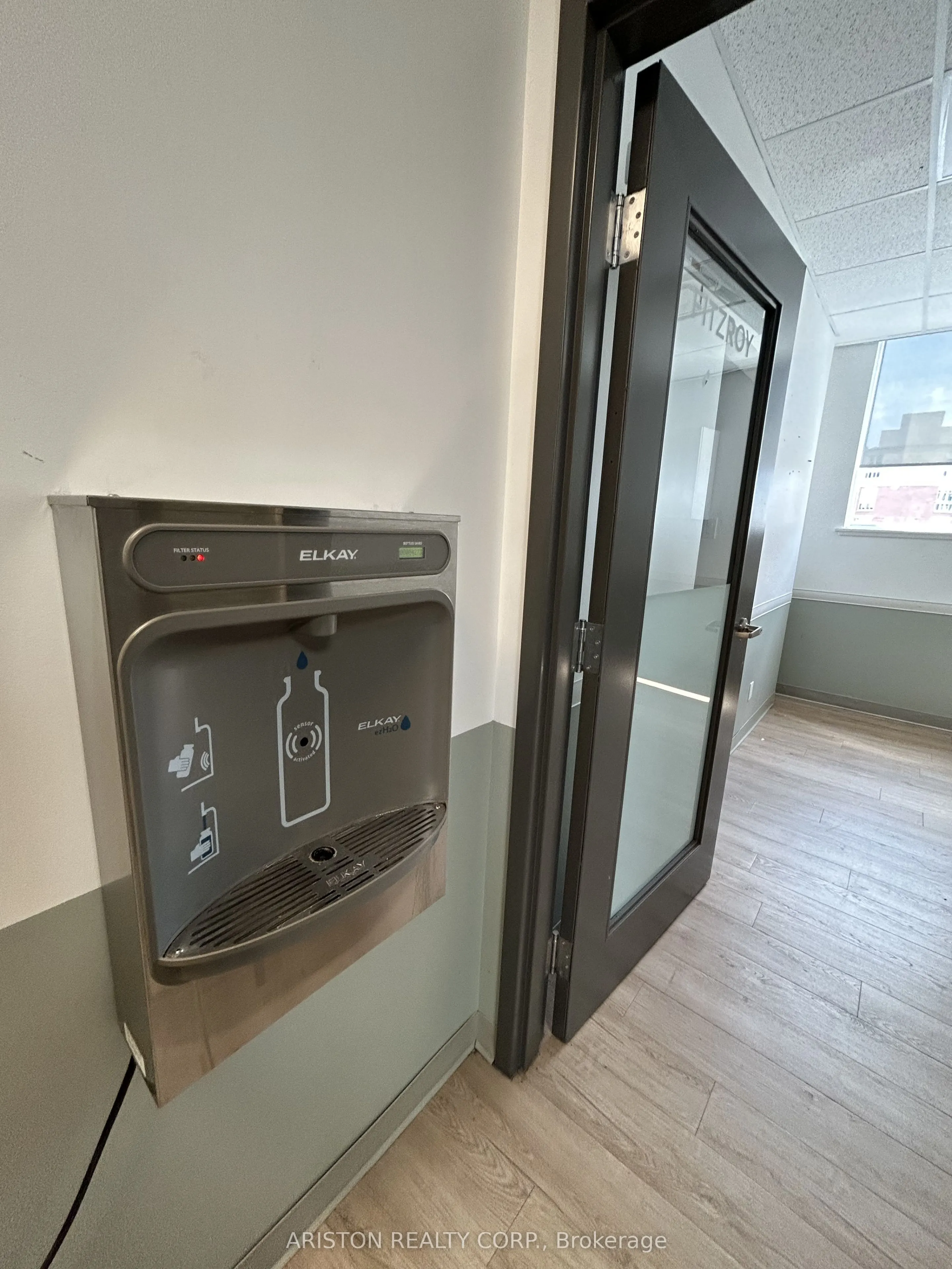 2489 Bloor Street W, #2nd Floor