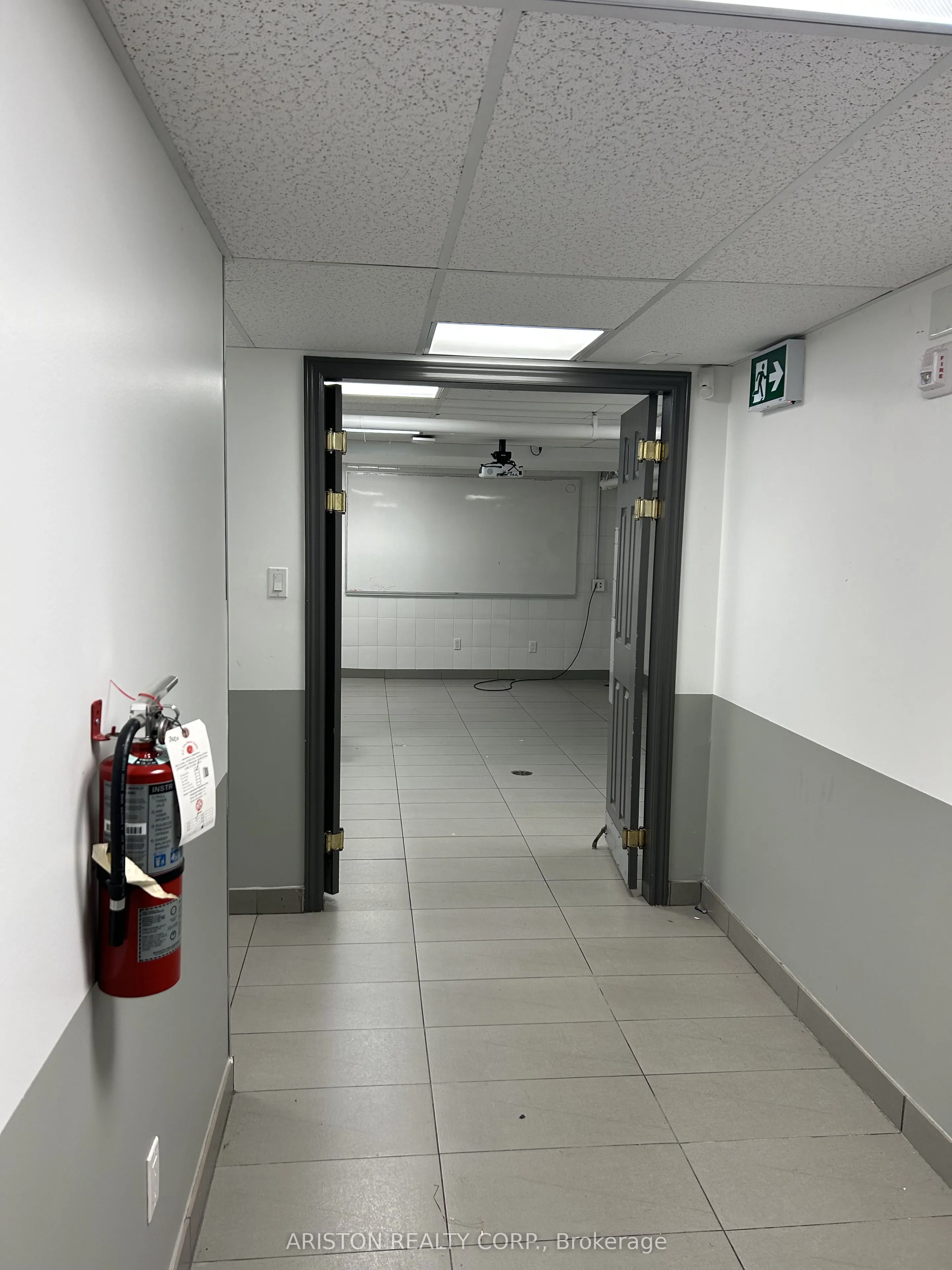 2489 Bloor Street W, #Main Floor