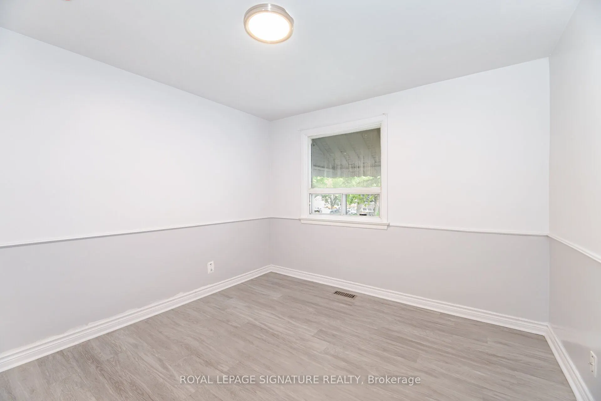 48 Gladsmore Crescent, #1