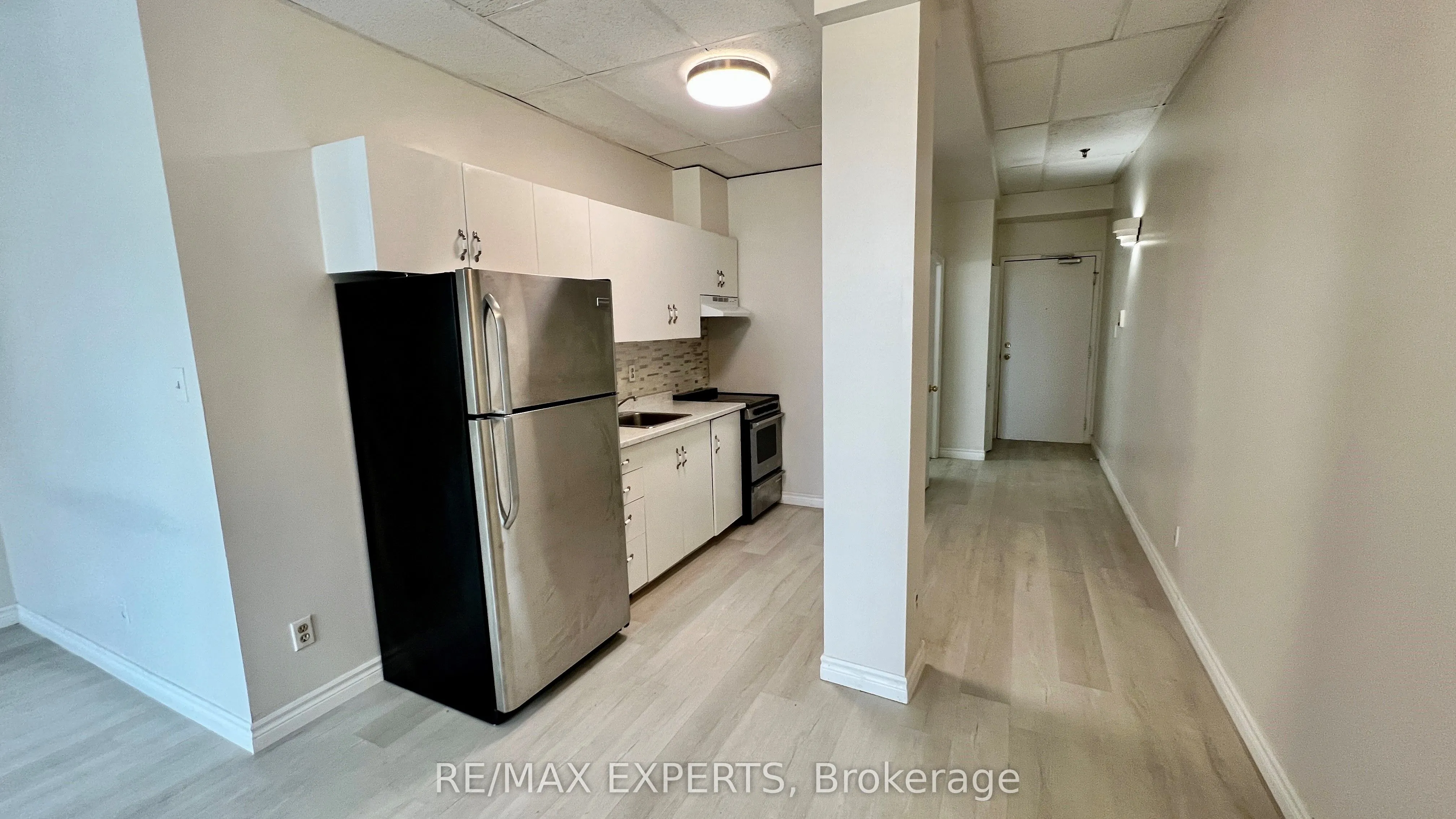 8 Main Street, #202