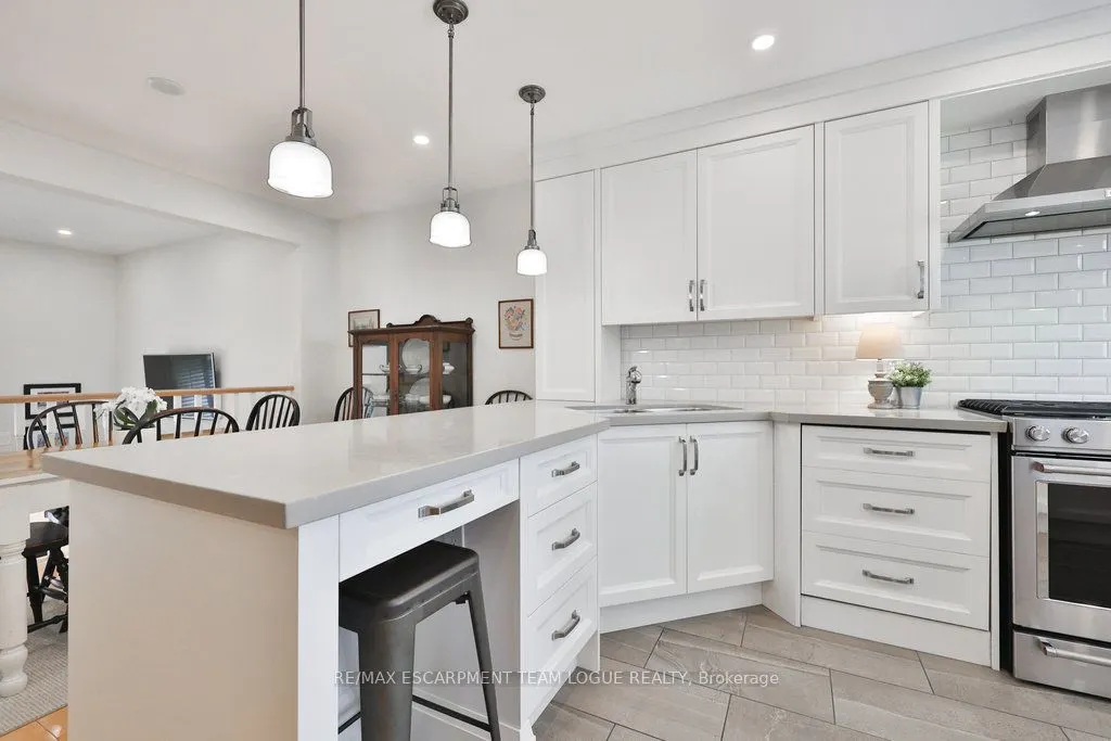 2264 MARINE Drive, #30