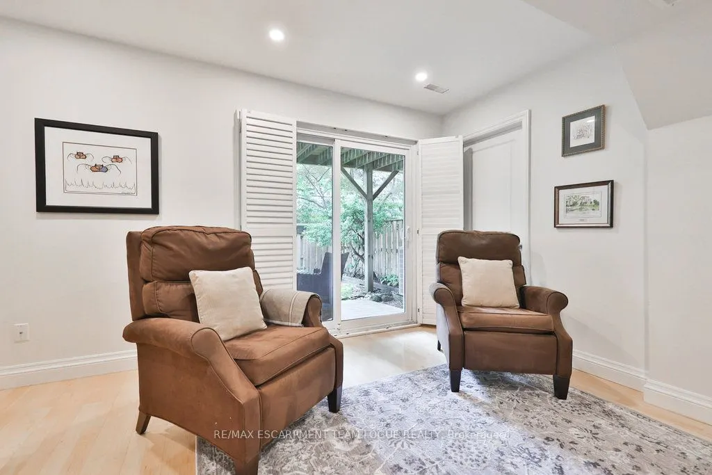 2264 MARINE Drive, #30