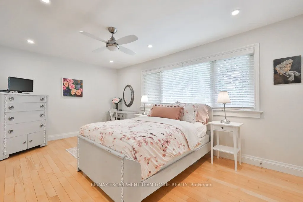 2264 MARINE Drive, #30