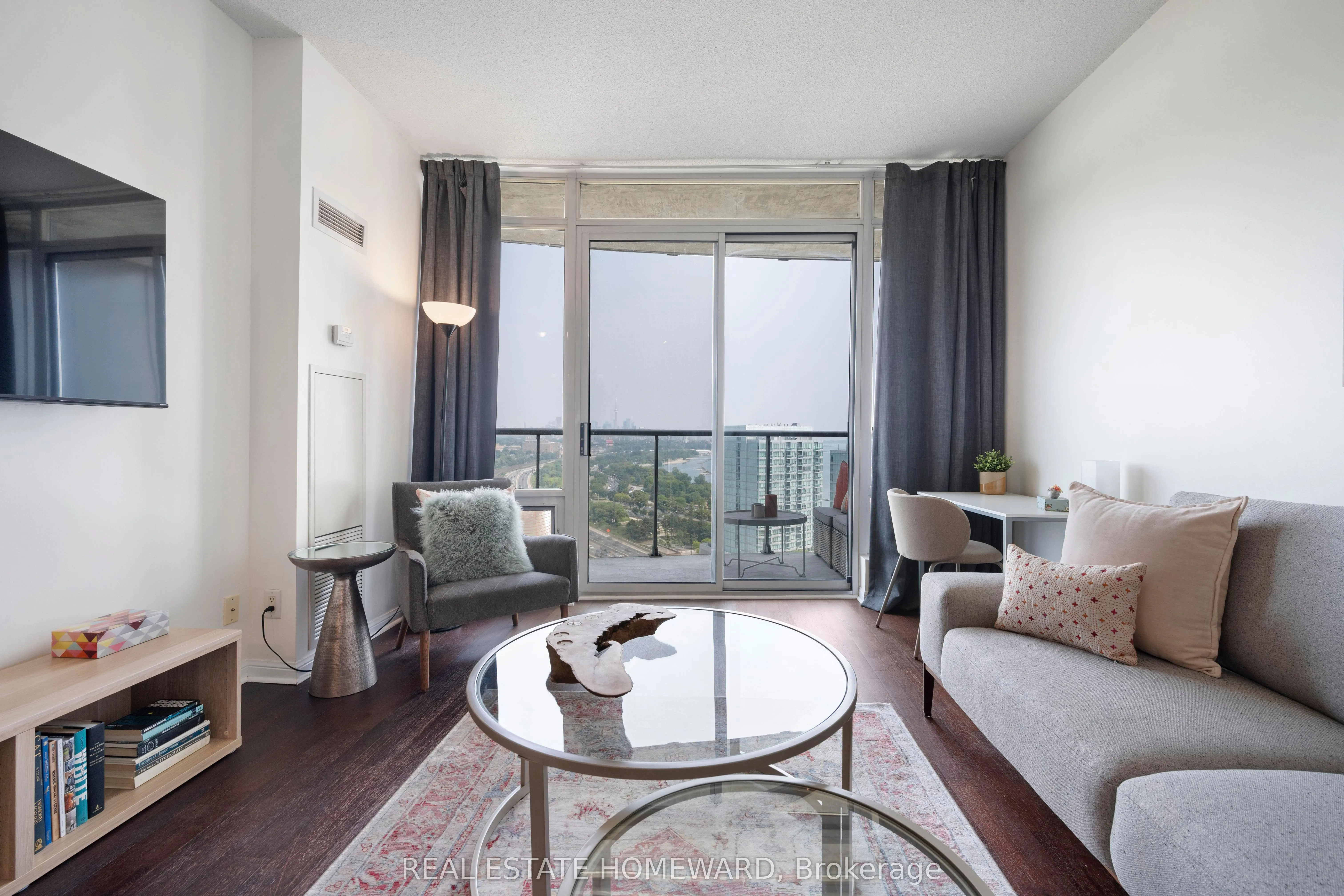 15 Windermere Avenue, #2107