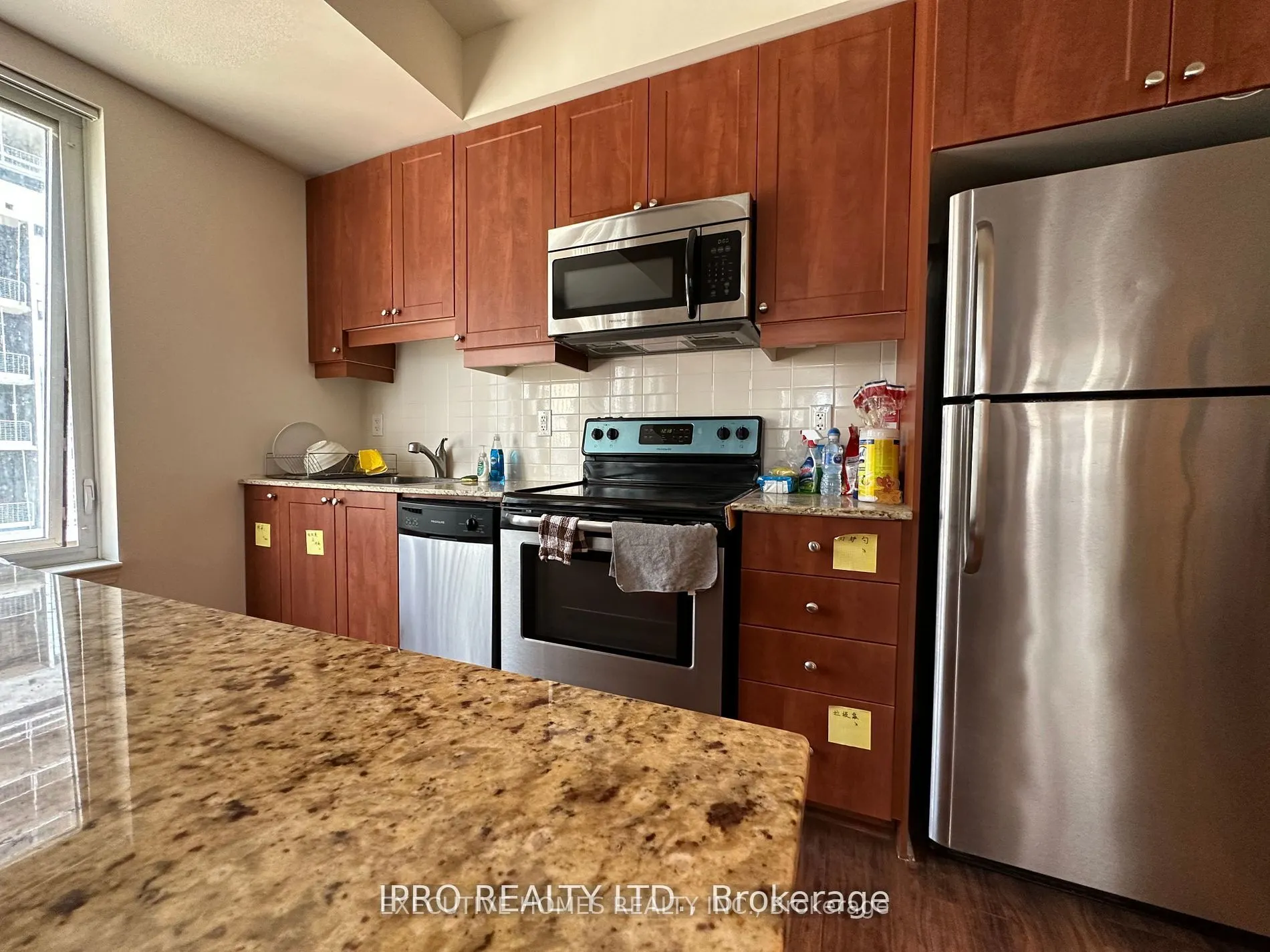 385 Prince Of Wales Drive, #423