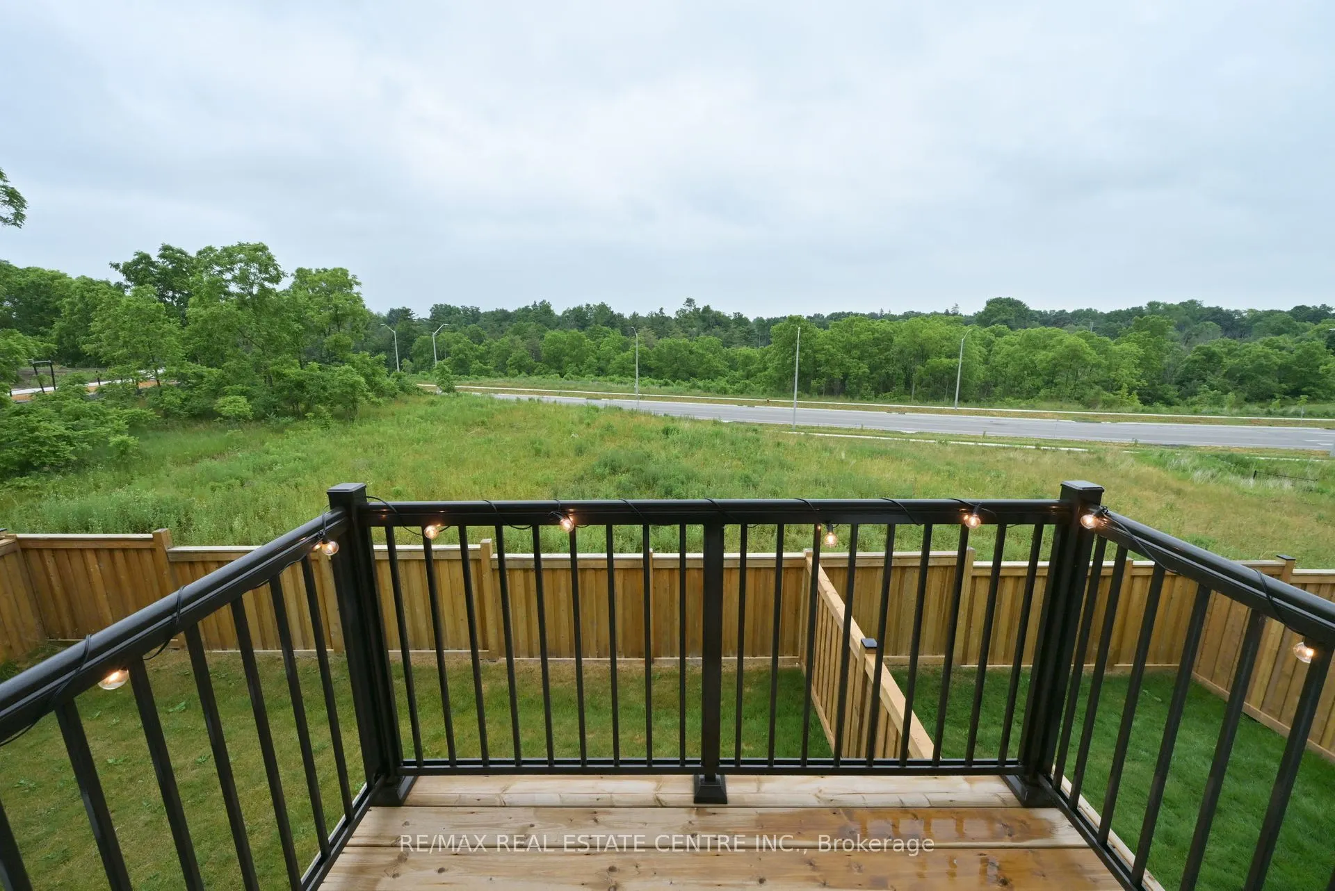 24 Humberstone Drive E