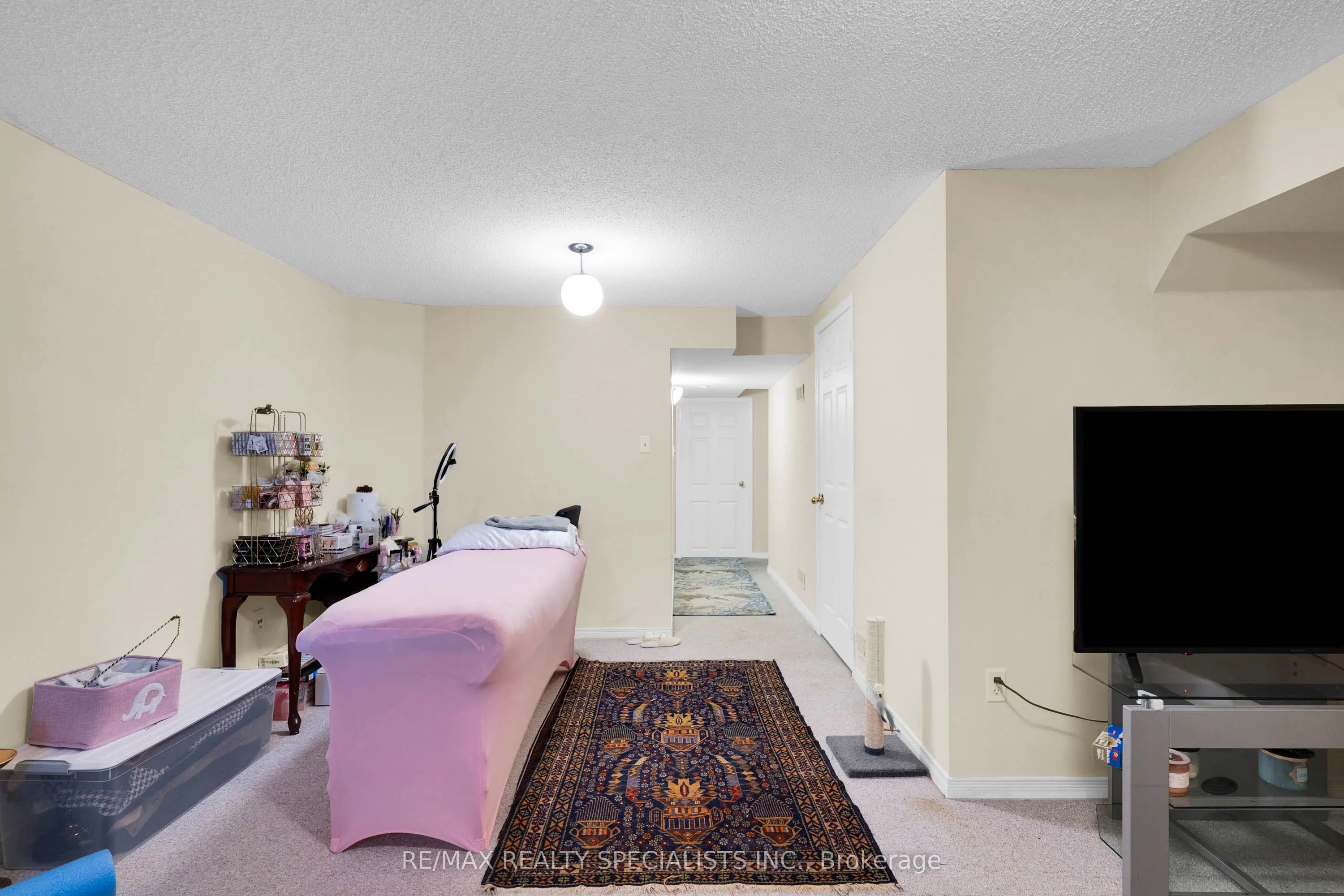 302 Black Drive