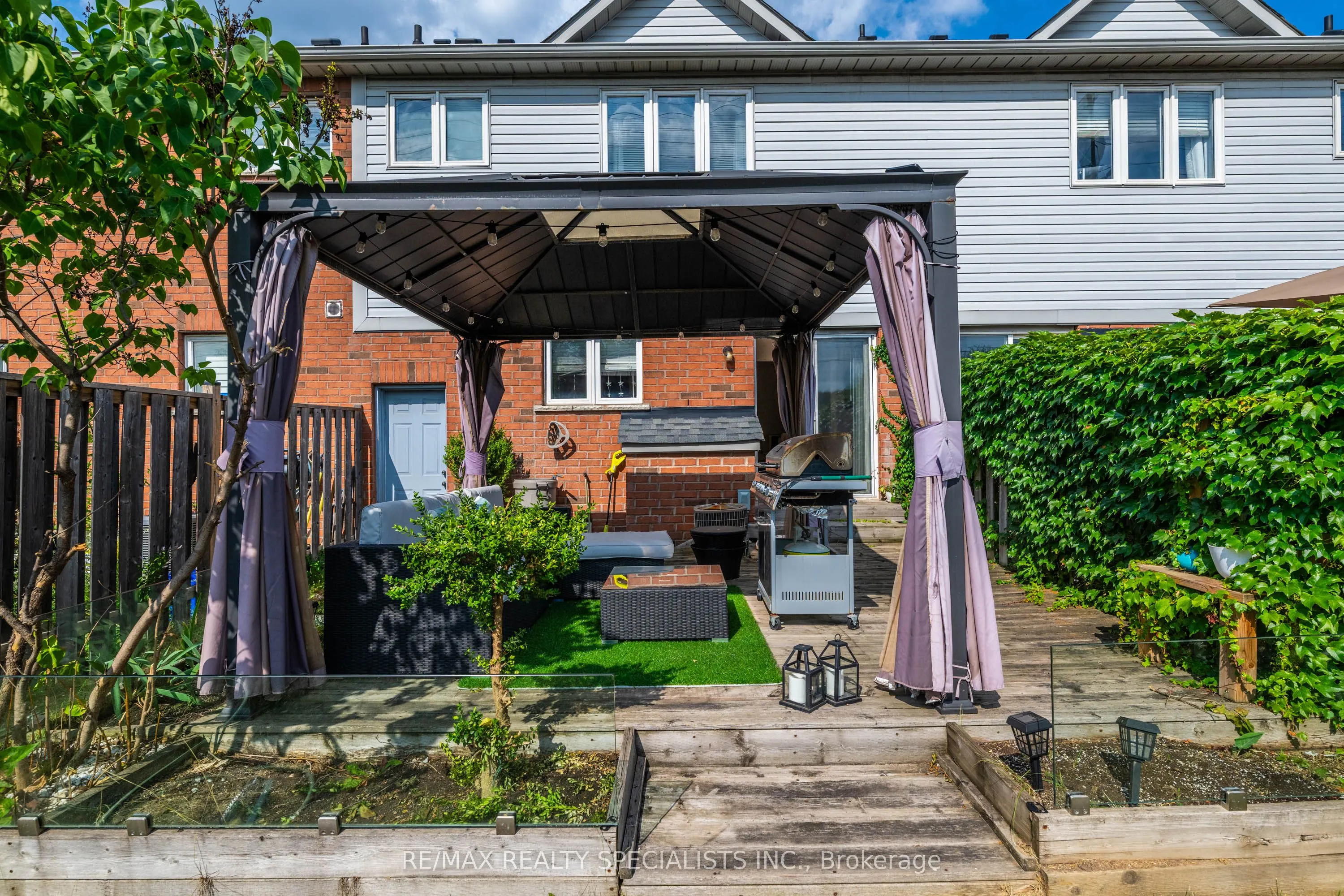 302 Black Drive