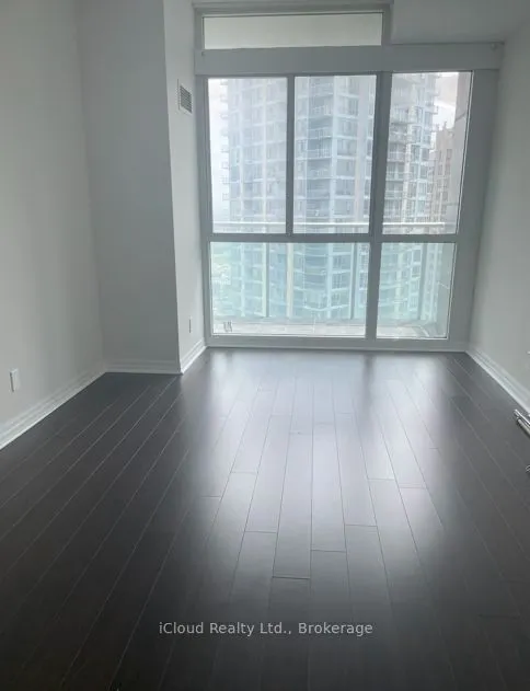 220 Burnhamthorpe Road SE, #2606