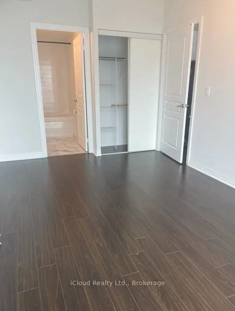 220 Burnhamthorpe Road SE, #2606