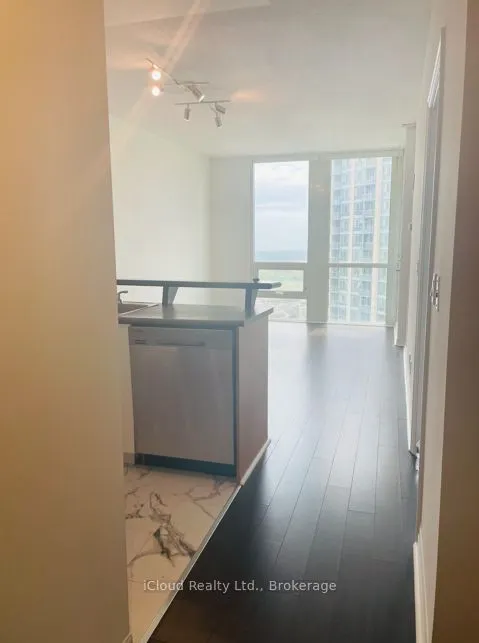 220 Burnhamthorpe Road SE, #2606
