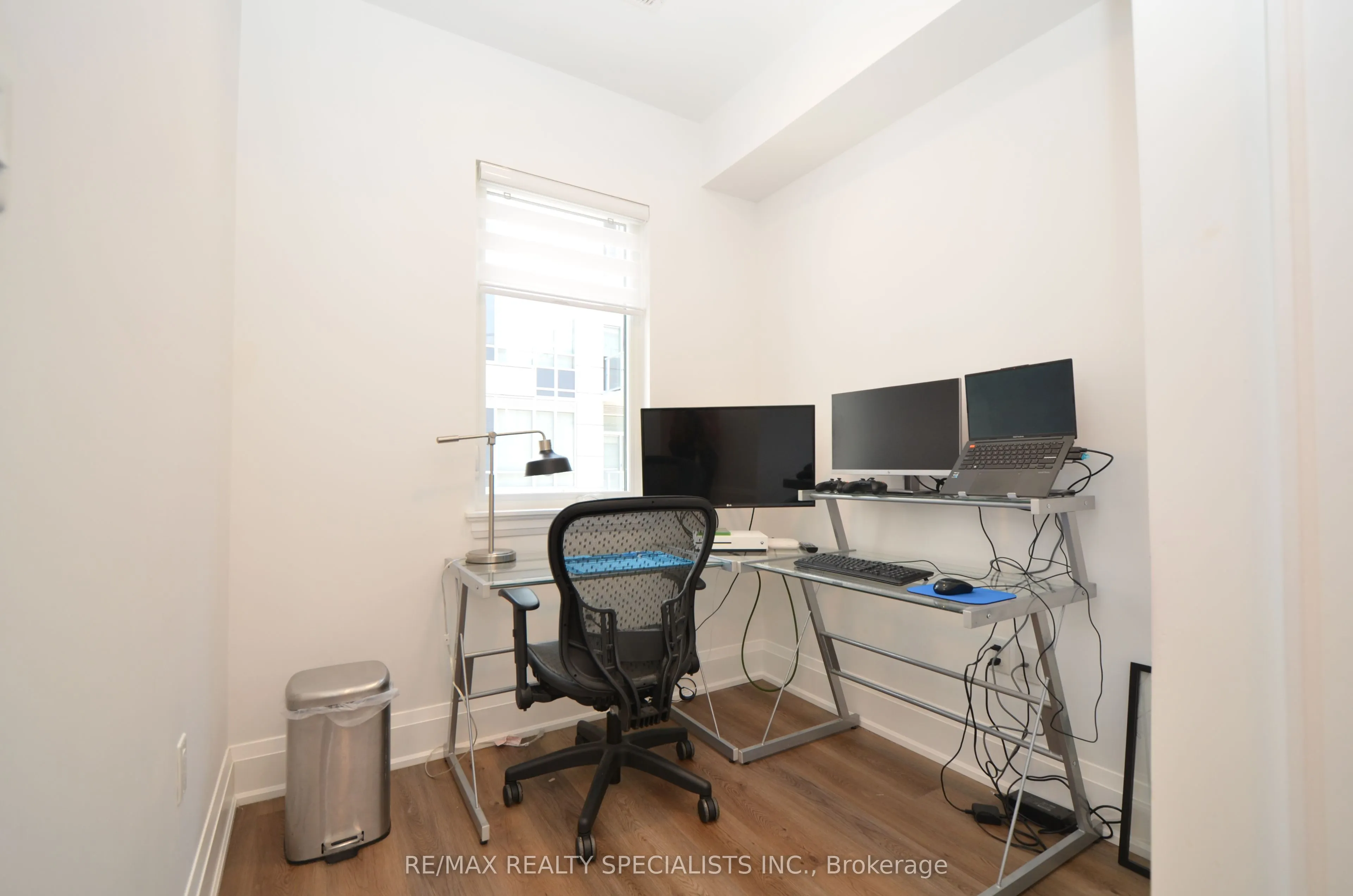 127 HIGH Street W, #27