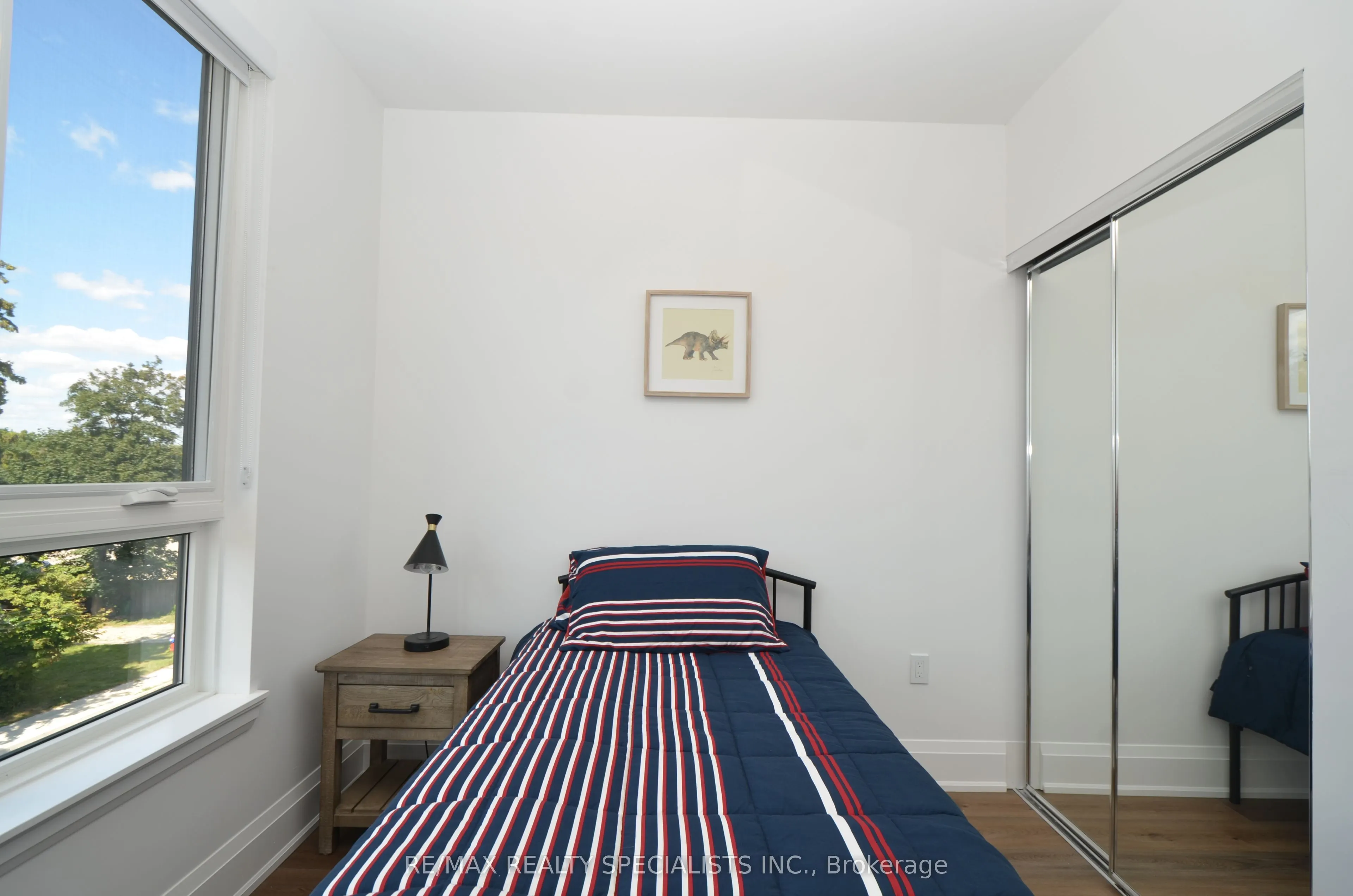 127 HIGH Street W, #27