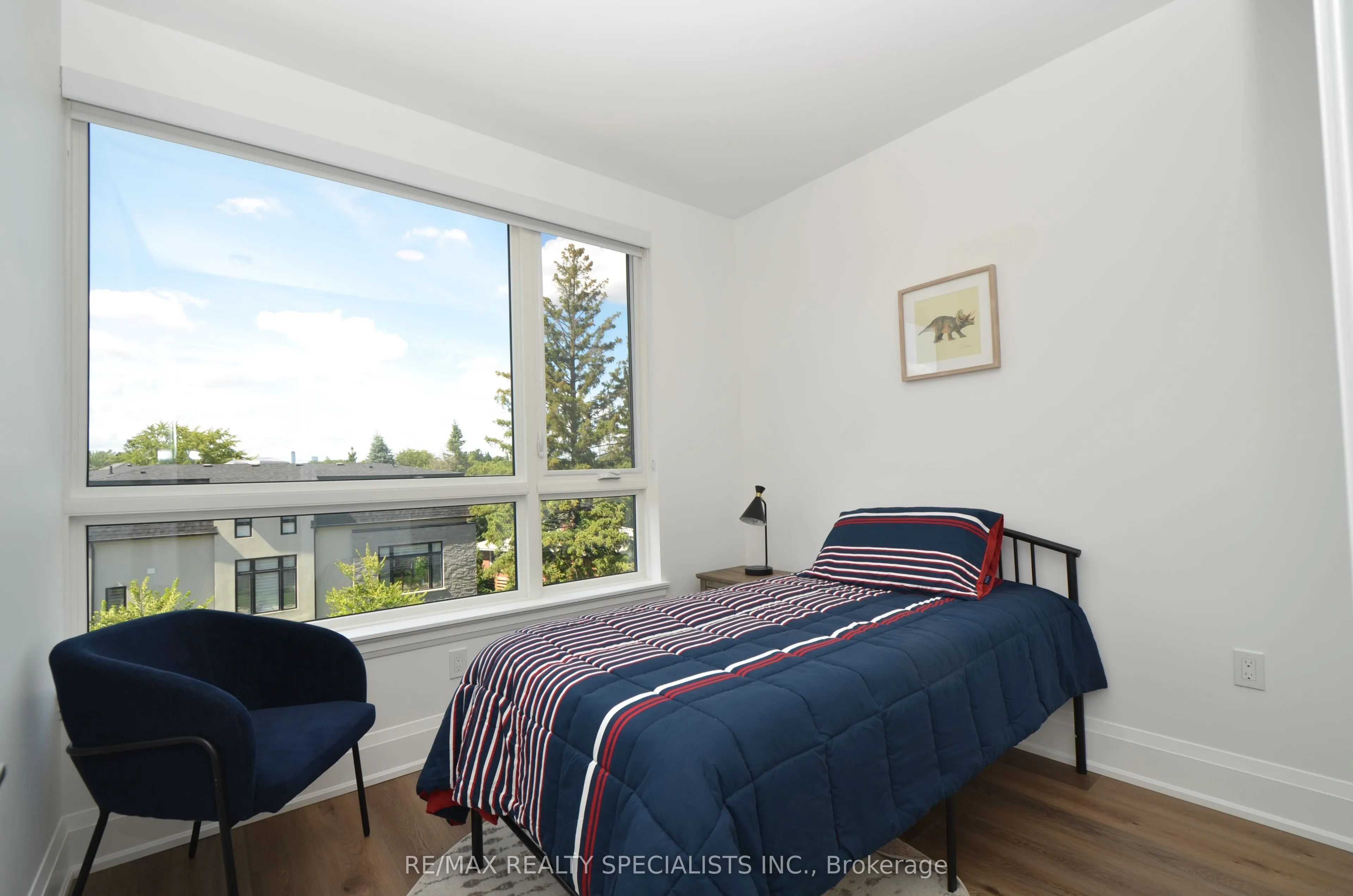 127 HIGH Street W, #27