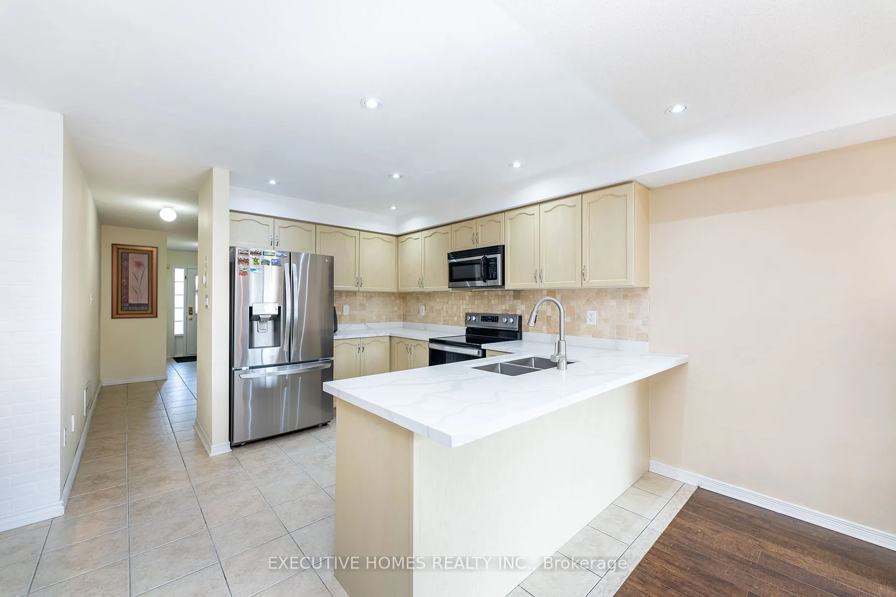 416 Hobbs Crescent