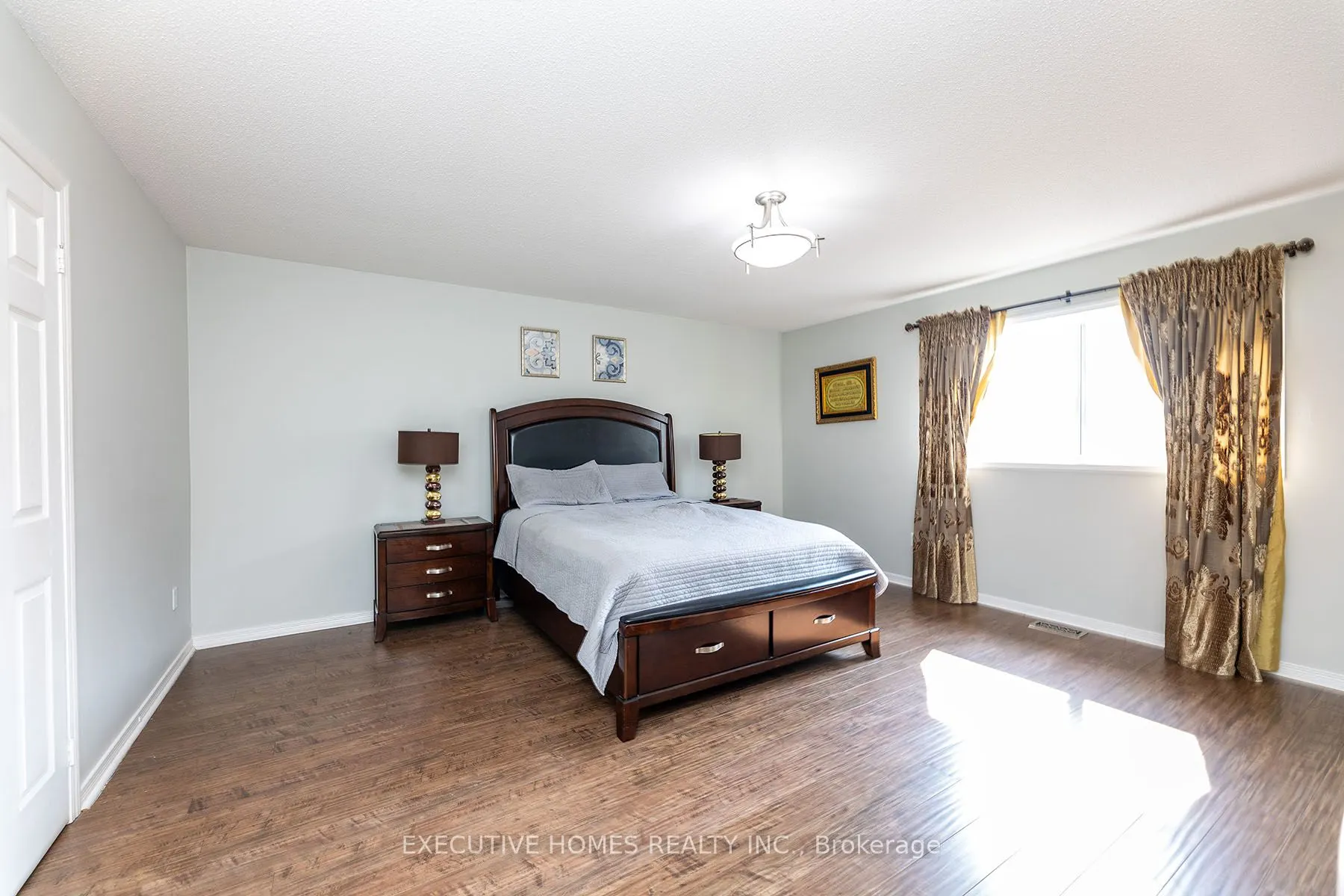 416 Hobbs Crescent