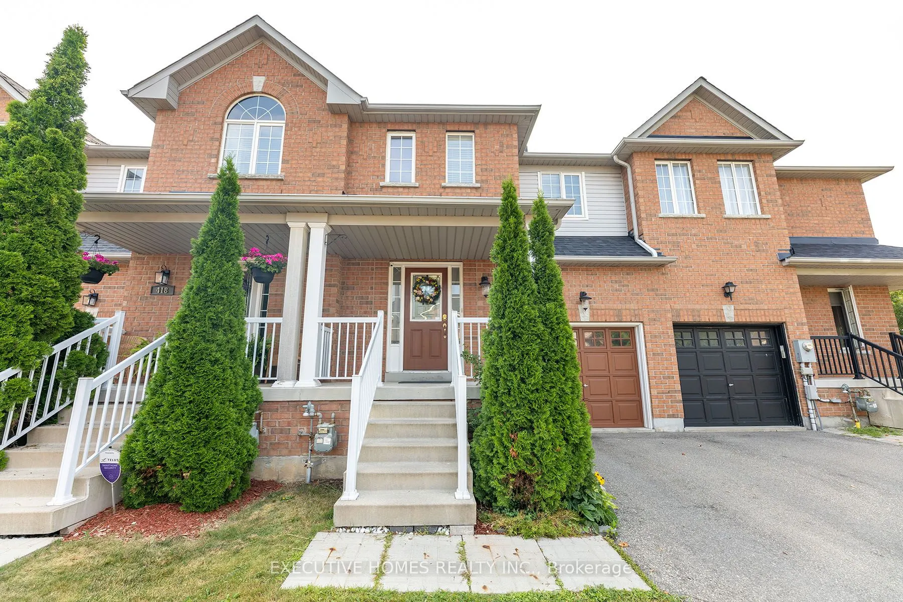 416 Hobbs Crescent