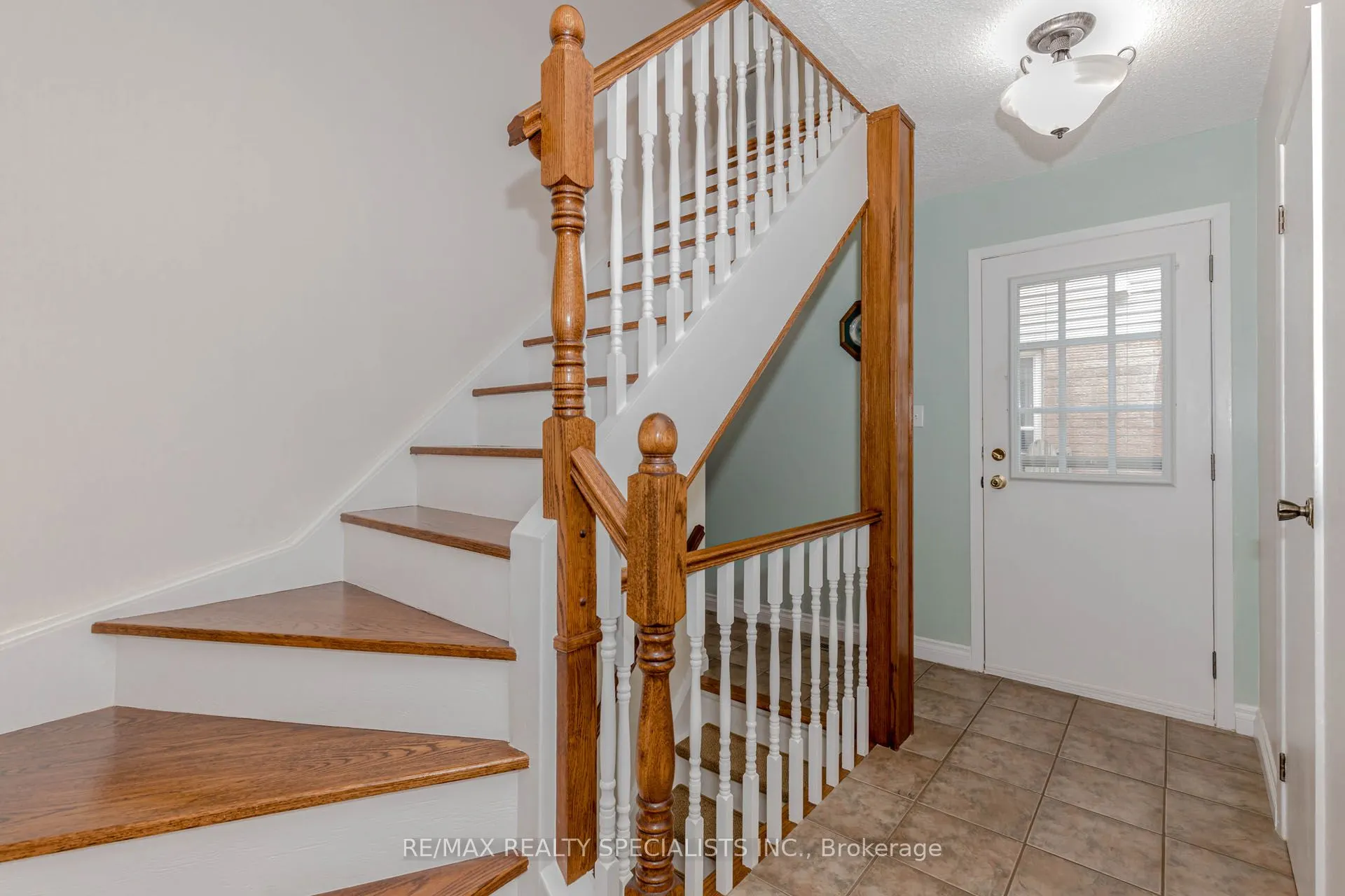 3150 Cantelon Crescent