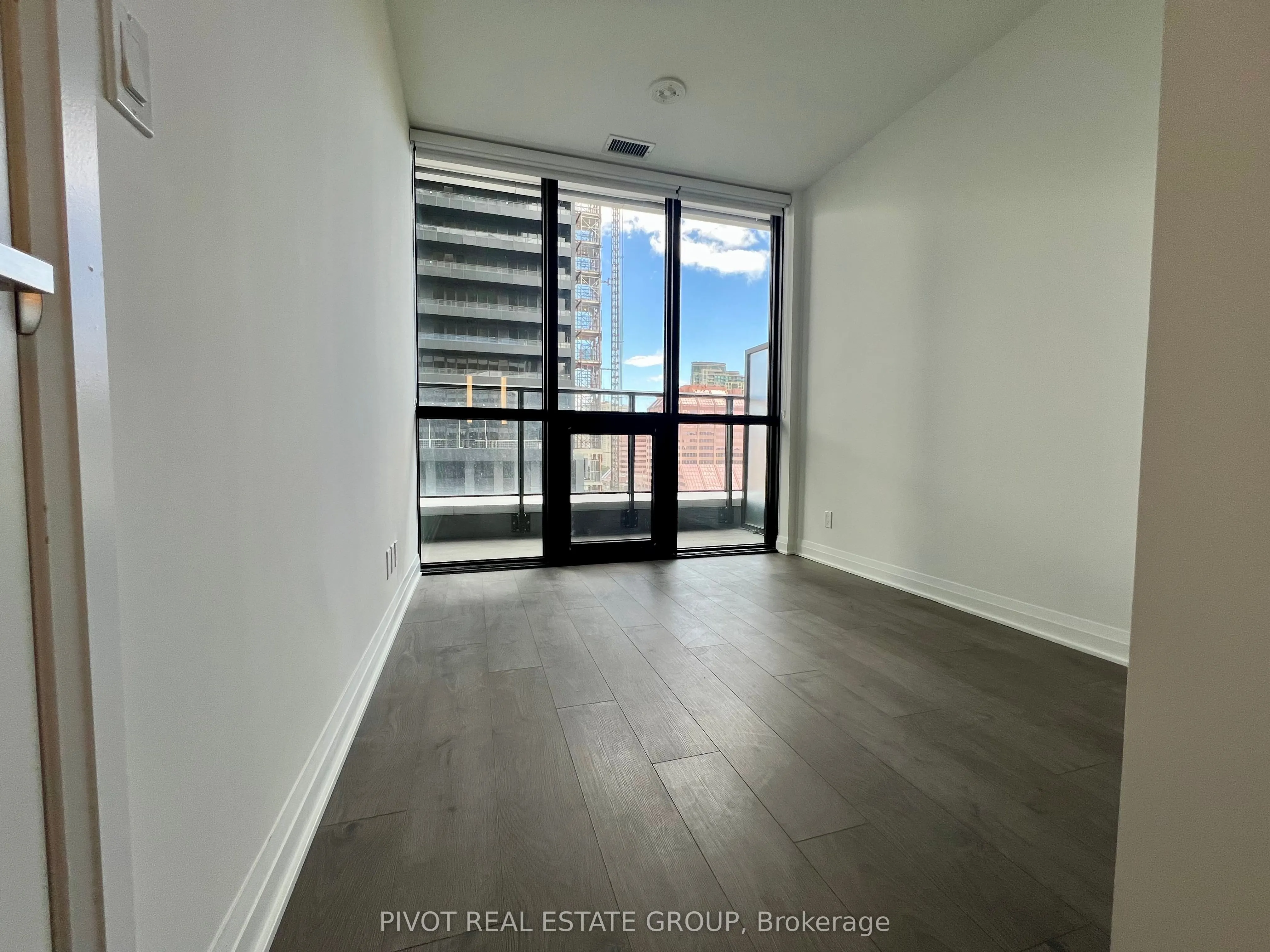 4015 The Exchange, #701