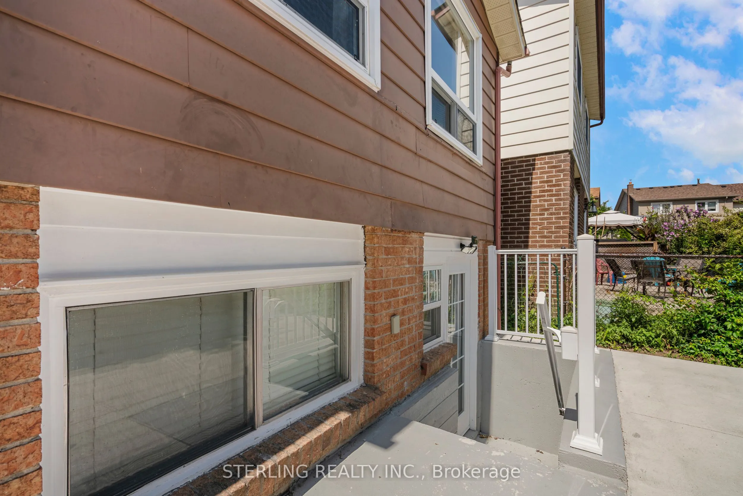21 Foxacre Row