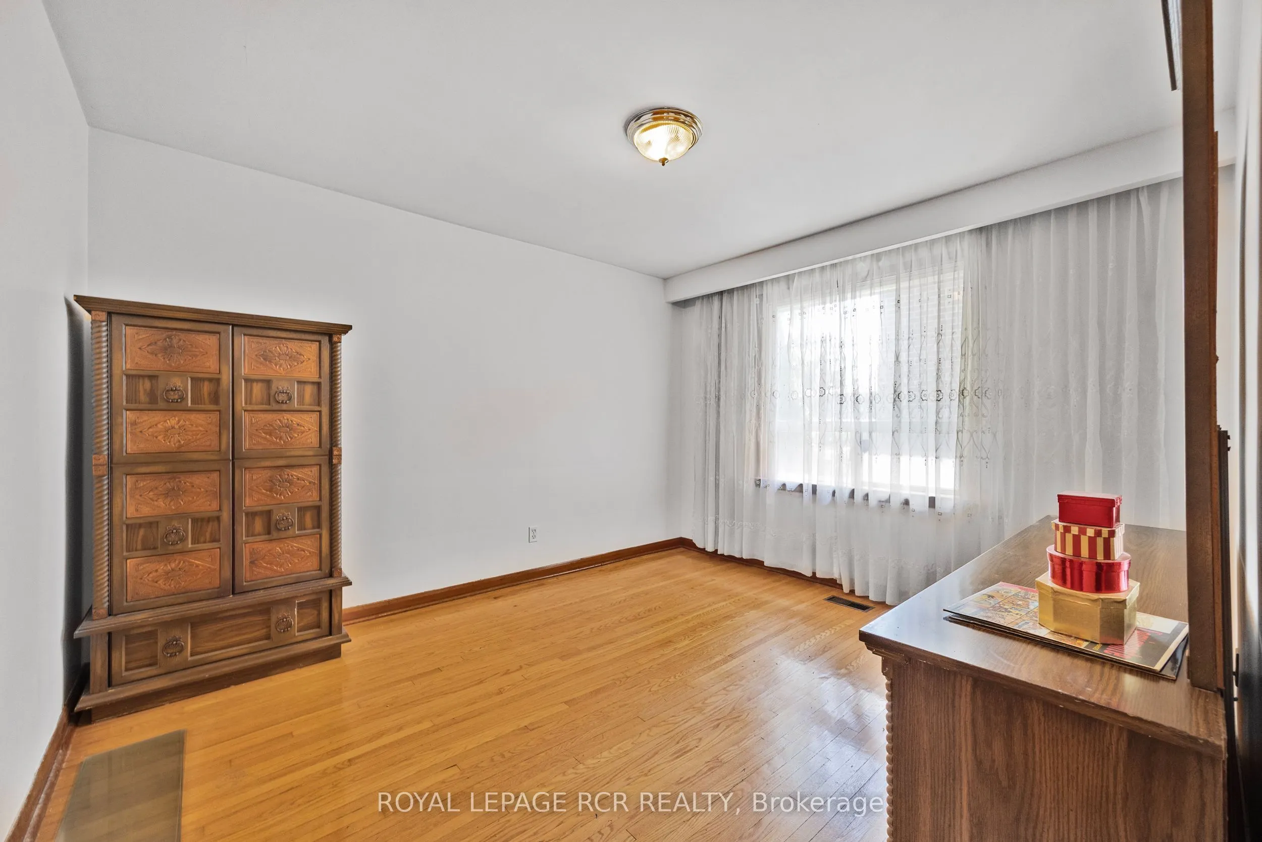 1 Northcrest Road
