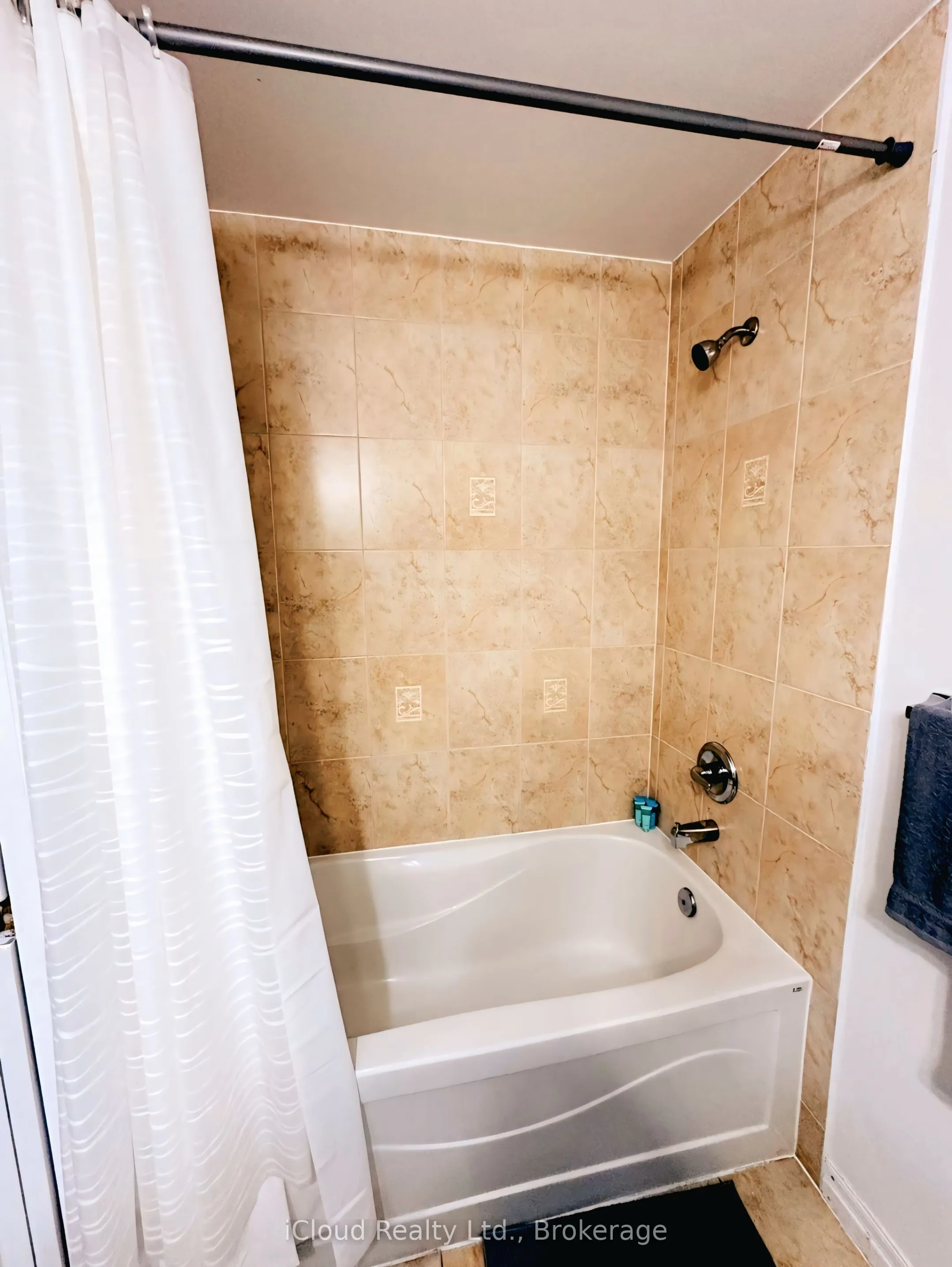 225 Webb Drive, #1508