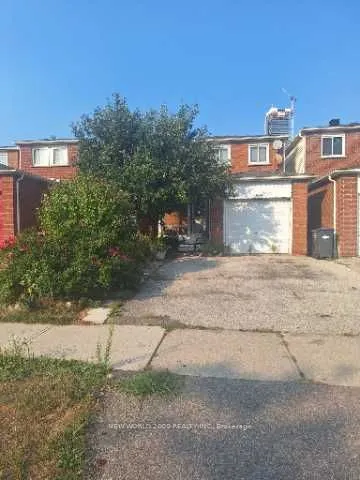 676 Galloway Crescent