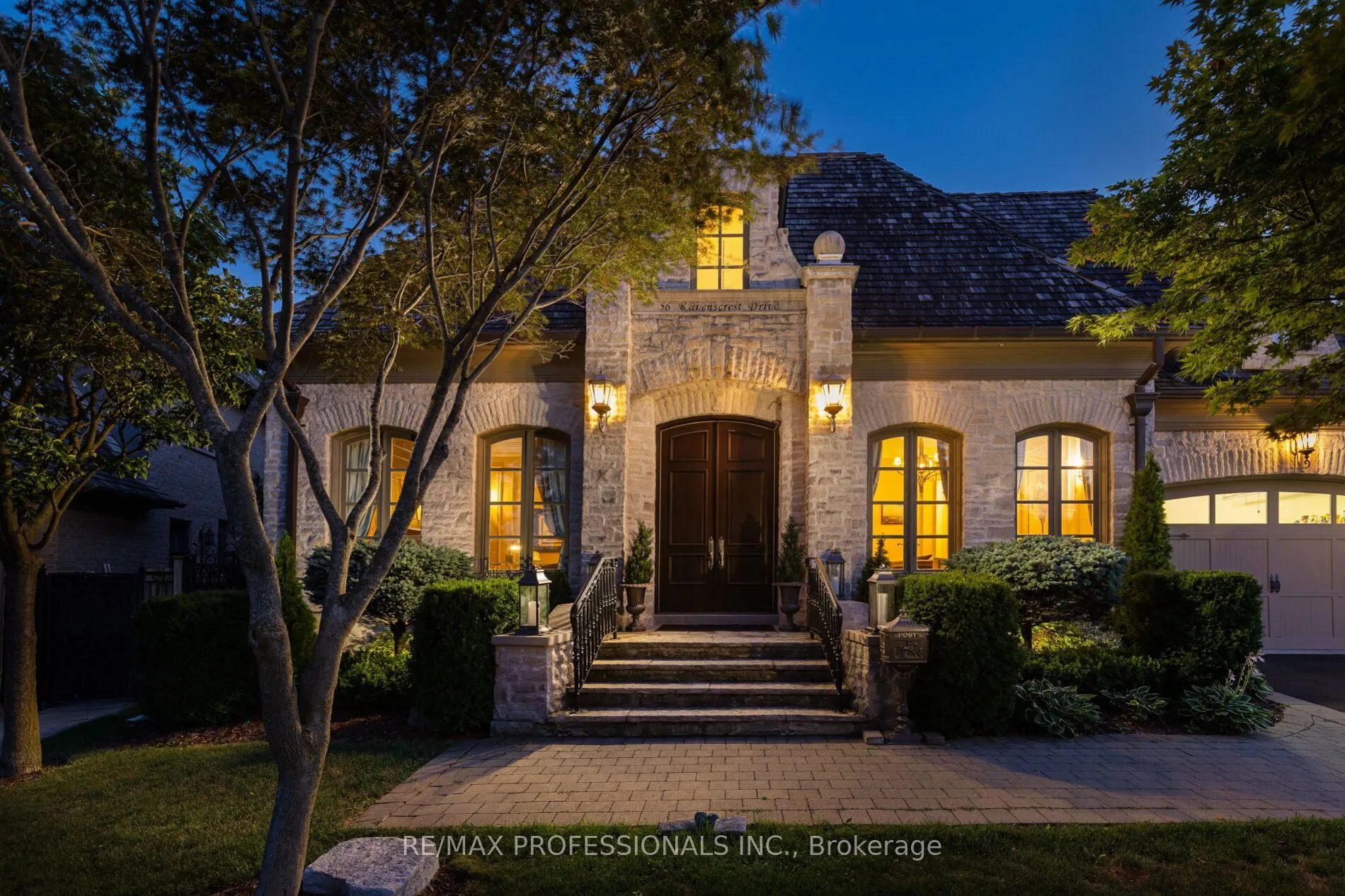 56 Ravenscrest Drive