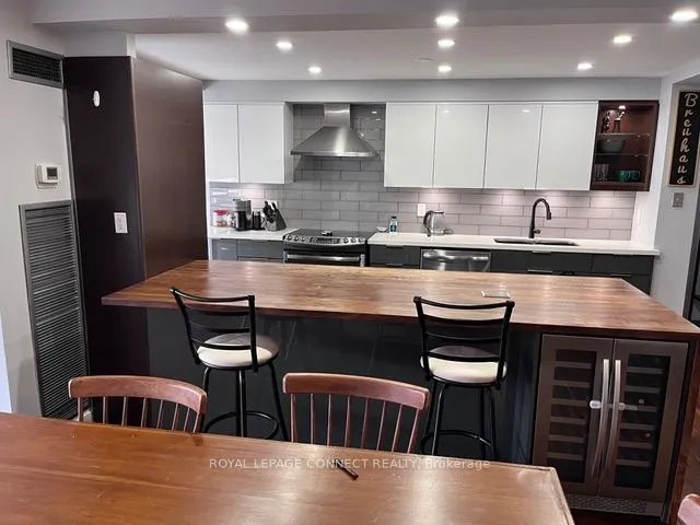 1300 Islington Avenue, #1204